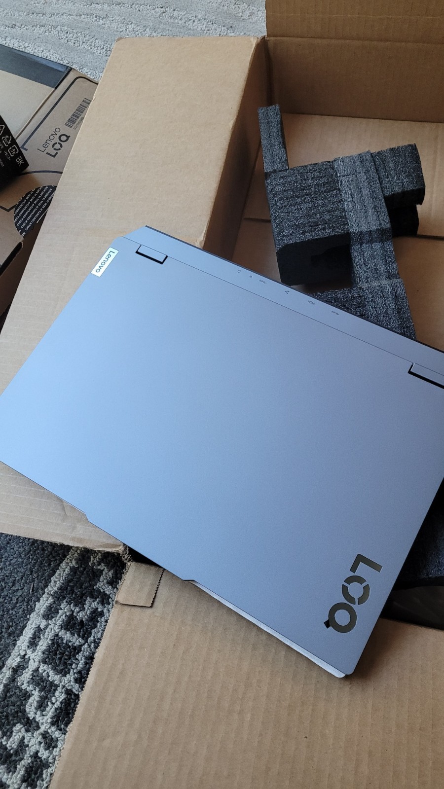 Lenovo LOQ Gaming Laptop – RTX 5050