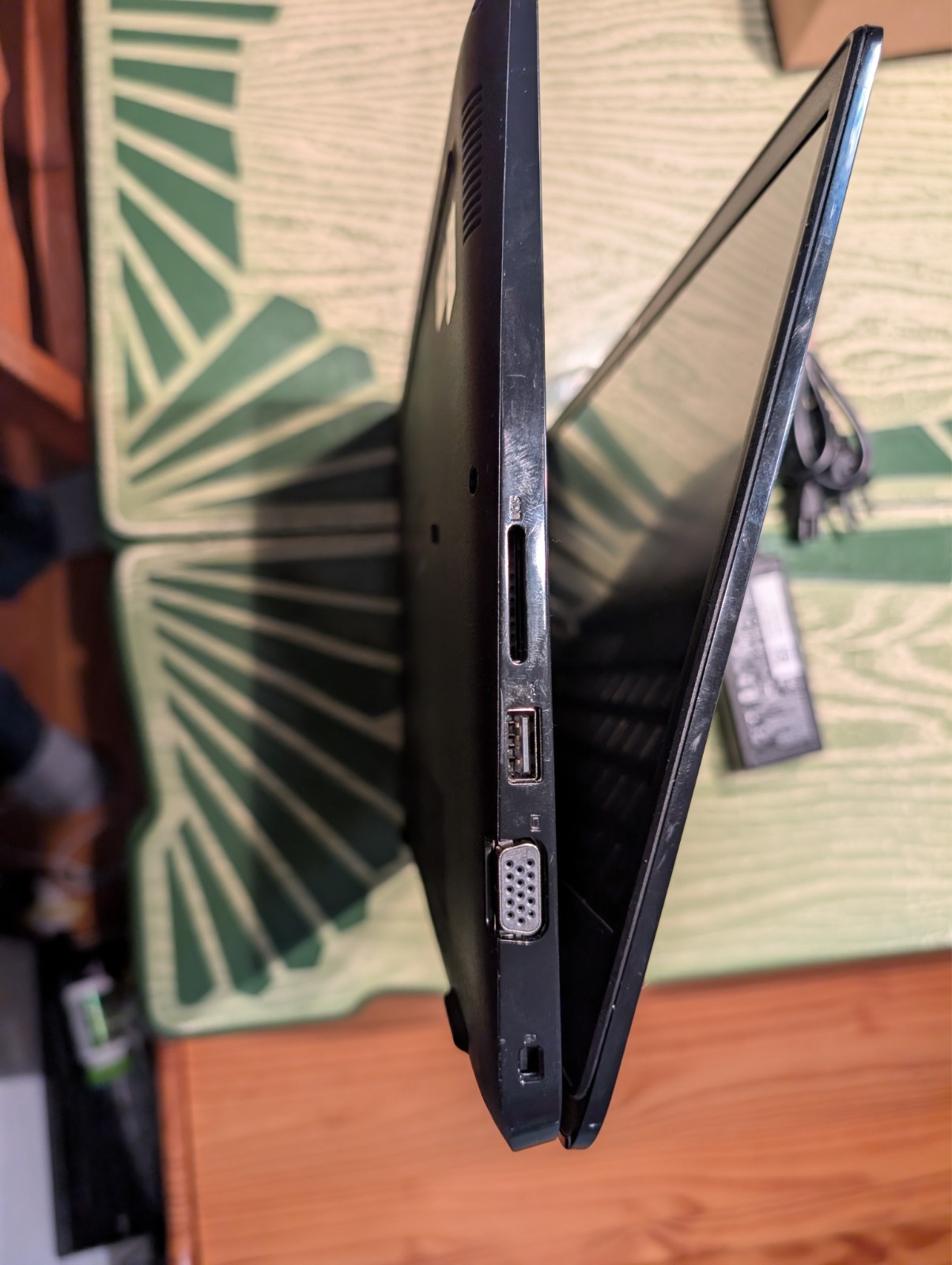 Dell Latitude 3400 Laptop,i5-8265U, 8GB DDR4, 256GB NVMe, Win11 Pro, 65W Charger