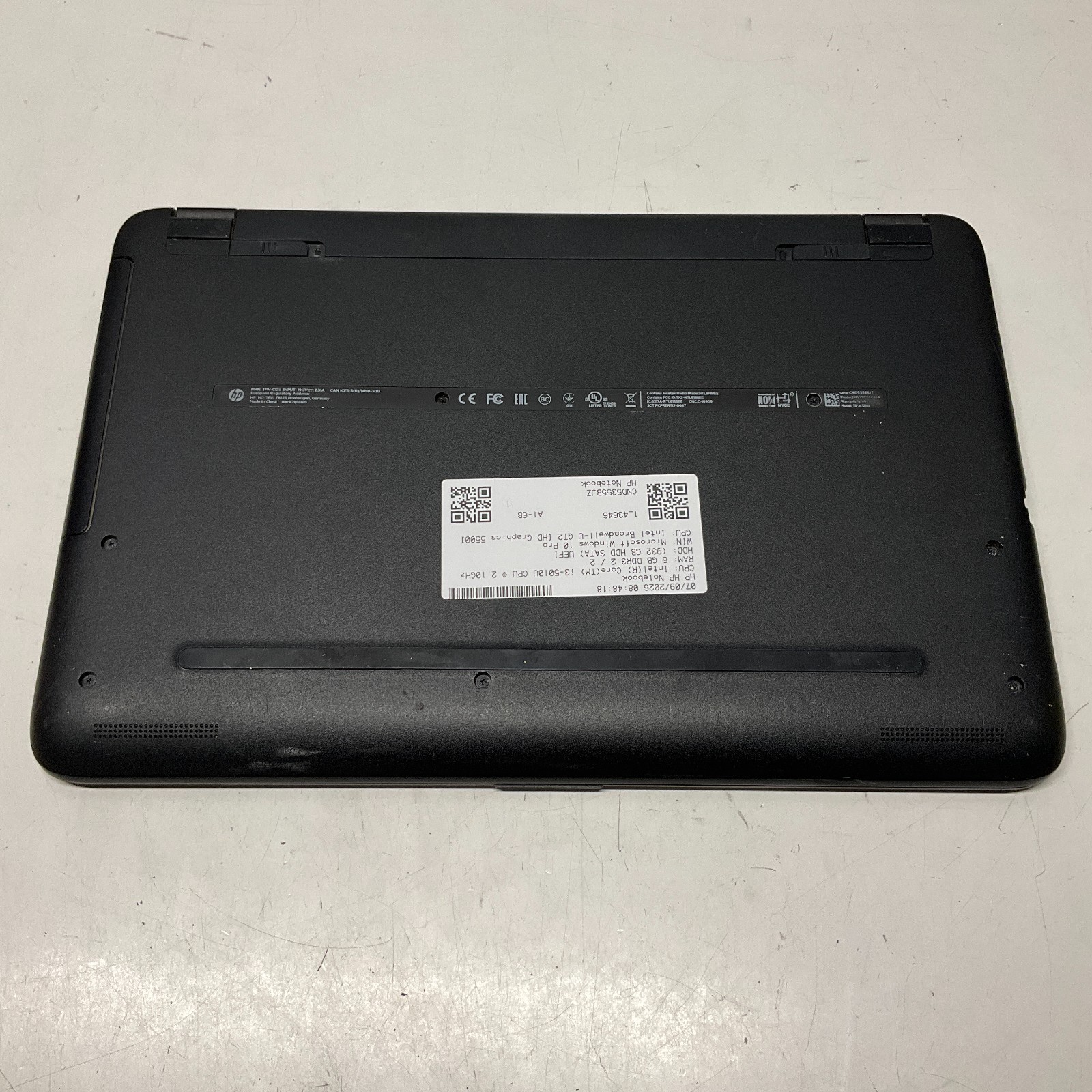HP Laptop 15-ac121dx Intel i3-5010U 2.10GHz 6GB 1TB HDD Windows 10 Pro