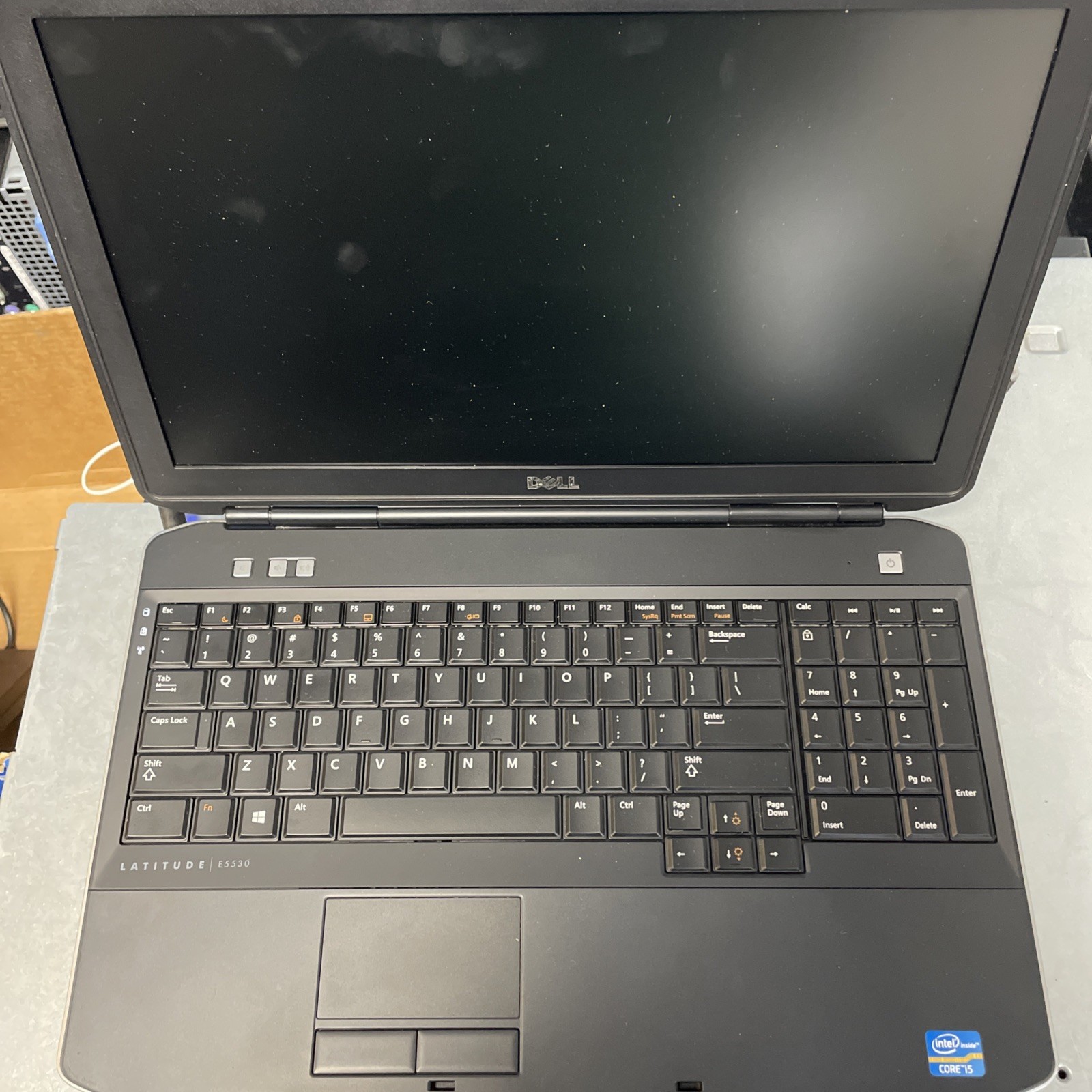 Dell Latitude E5530 Intel Core i5-3230M 2.60GHz 4GB RAM 15.6″ NO HDD/OS/CHARGER