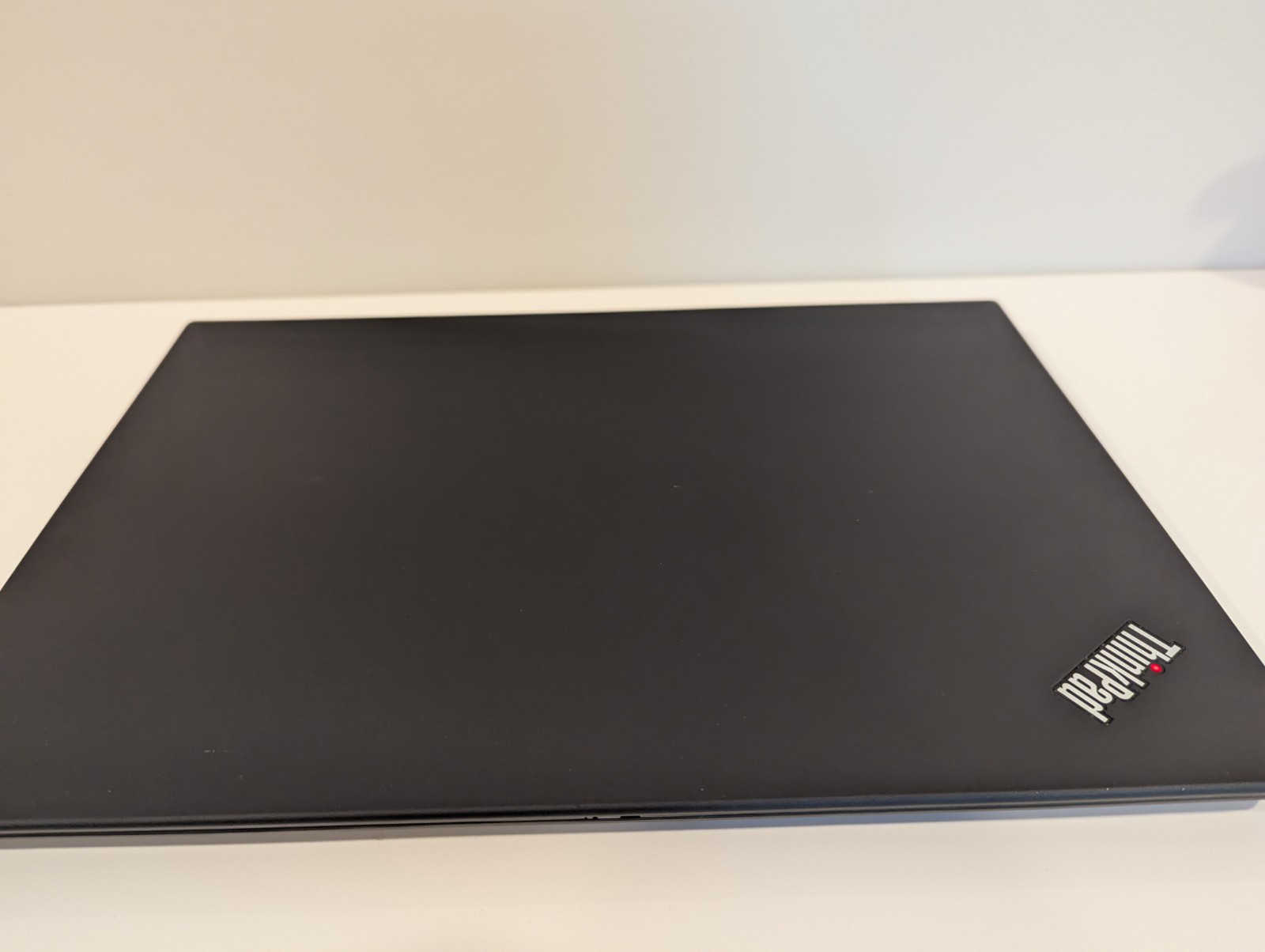 Lenovo Thinkpad T490 Intel Core i5-8365U 24GB RAM 256GB SSD W10H Used Read