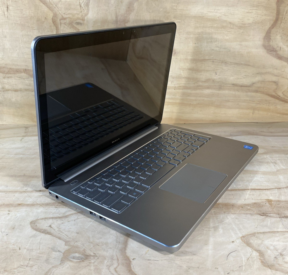 Dell Inspiron 15 7000 SERIES 7537 CORE i5-4200U @ 1.60GHz 500GB HDD 6GB RAM READ