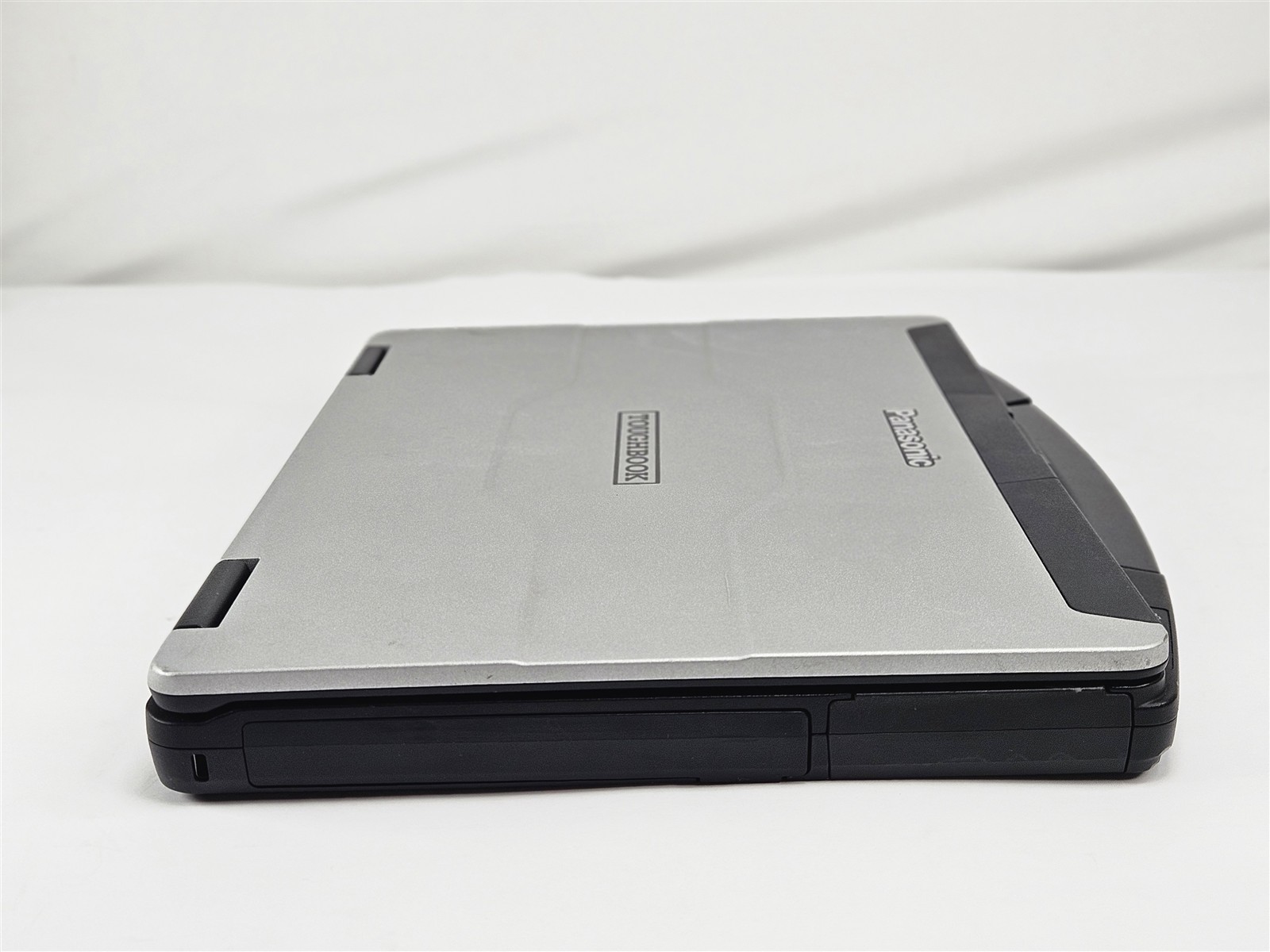 Panasonic FZ-55 MK2 16GB RAM 512GB SSD i5-1145G7 2.6GHz 14″ Windows 11
