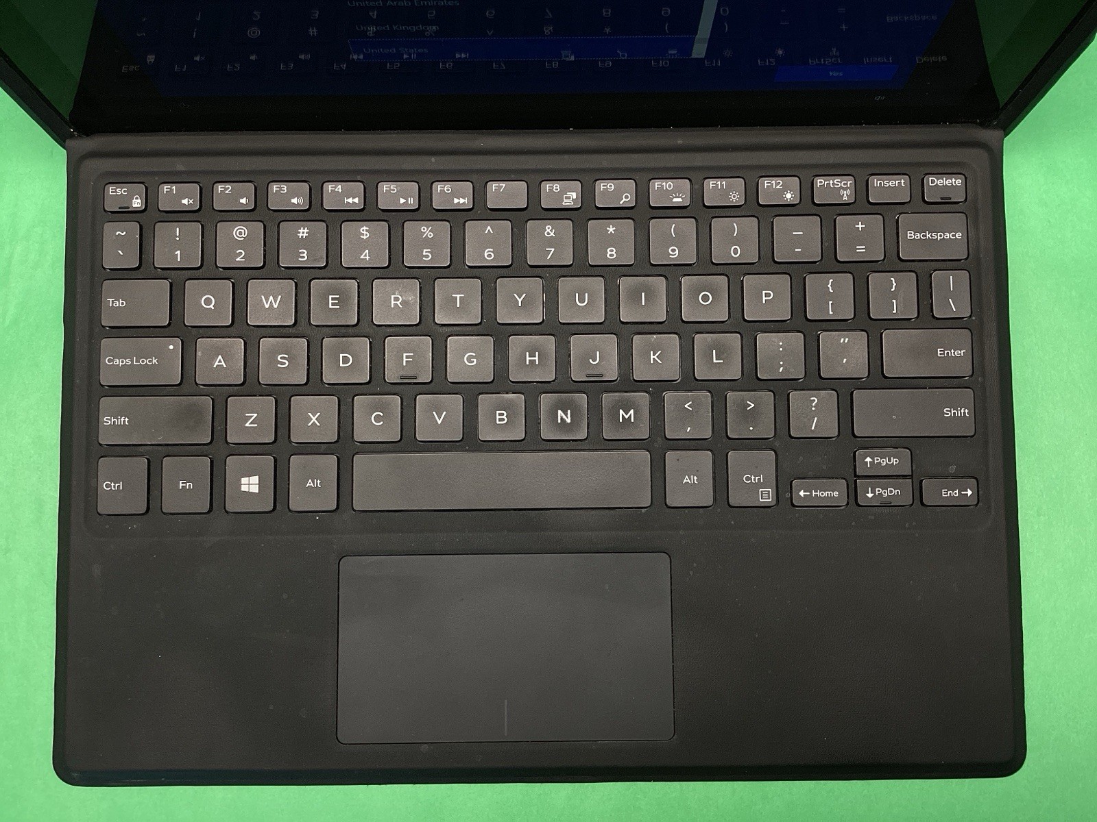 Dell Latitude 5285 2 in 1 Laptop i5-7300U 256GB 8GB & Targus Case – UNTESTED