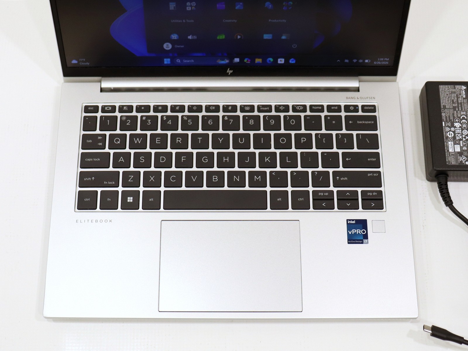 HP EliteBook 840 G9 14.0″ FHD+ Intel i7-1265U 16GB RAM 256GB NVMe W11P