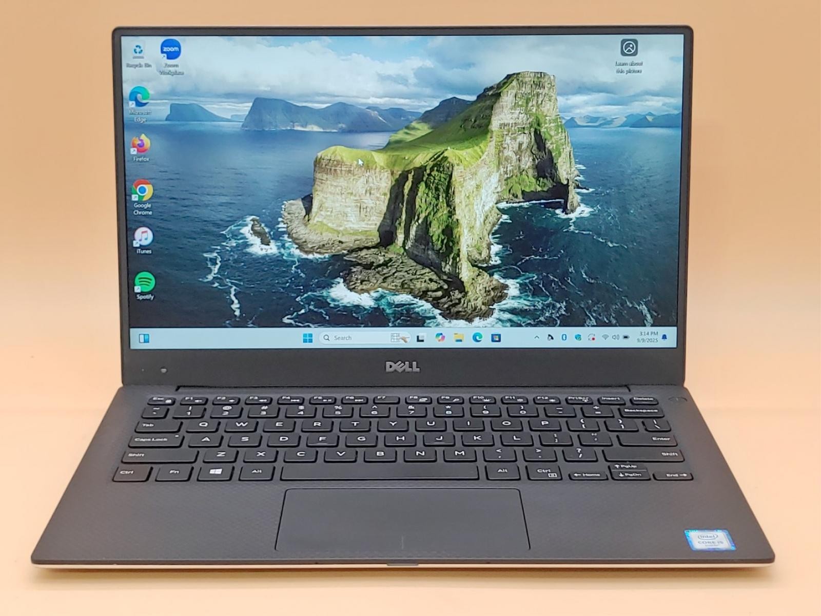 Dell XPS 13 9350 13.3″ Intel i5-6200U✔4GB RAM✔128GB SSD✔Win11✔ *NO A/C* **READ**