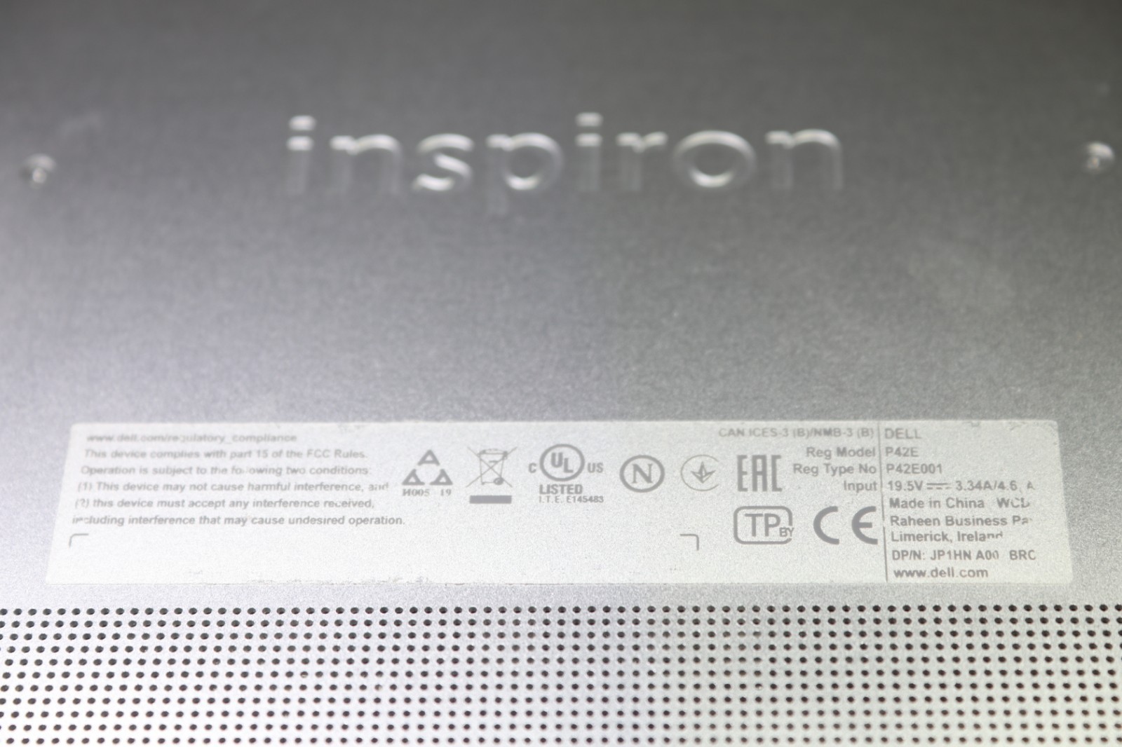 Dell Inspiron 7791 Intel Core i7-10510U CPU 1.80GHz-16GB RAM-512GB NVMe-NO OS