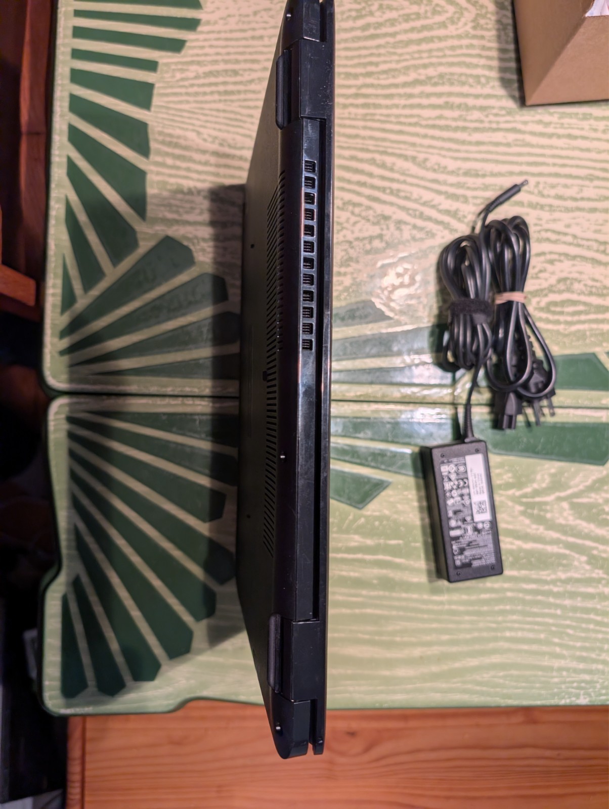 Dell Latitude 3400 Laptop,i5-8265U, 8GB DDR4, 256GB NVMe, Win11 Pro, 65W Charger