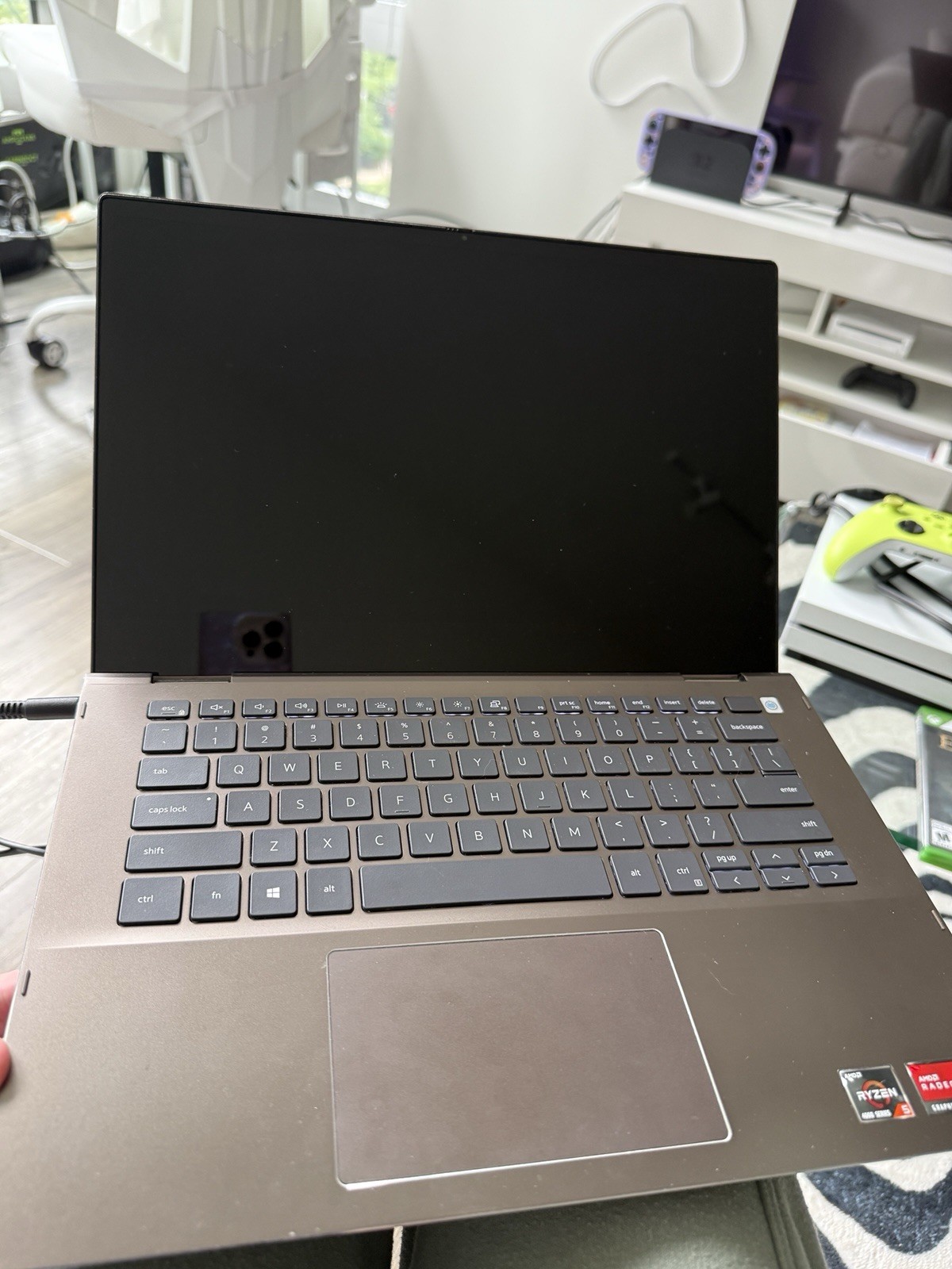 Dell Ryzen 5 4500U Laptop 8GB RAM 256GB SSD Radeon Graphics