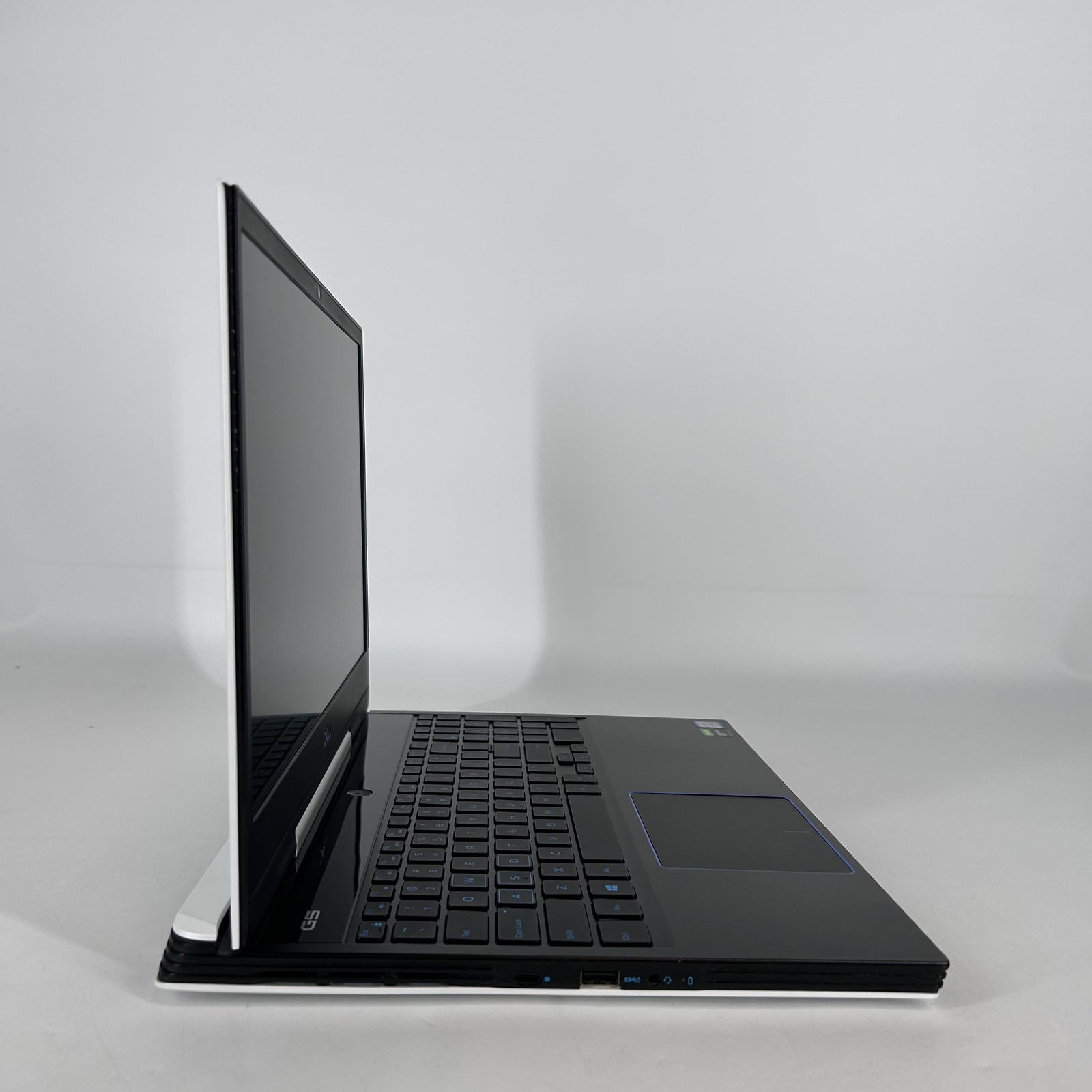 Dell G5 5590 15.6 FHD i7-9750H 2.60GHz 8GB 256GB SSD/1TB HDD GTX 1650 Excellent
