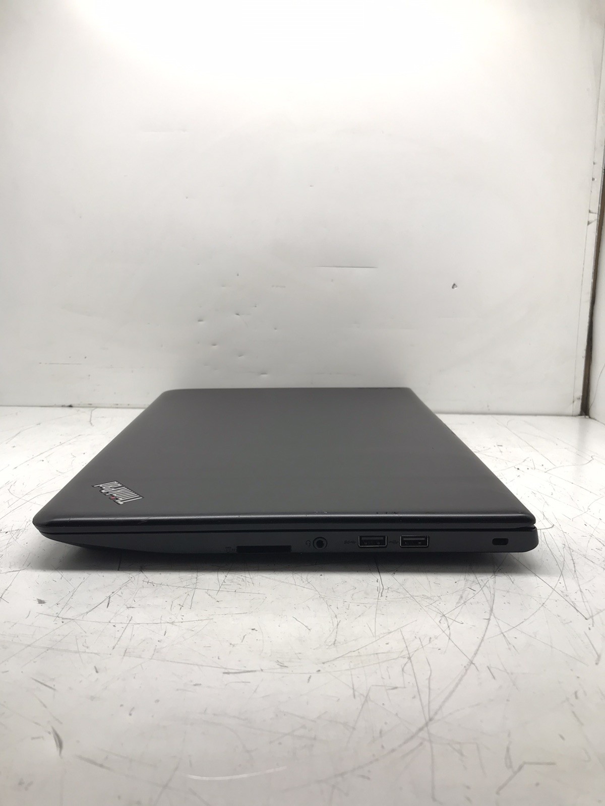 Lenovo Thinkpad E475 14″ AMD A10-9600P 2.4GHz 8GB RAM No HDD/SSD – Boots to BIOS