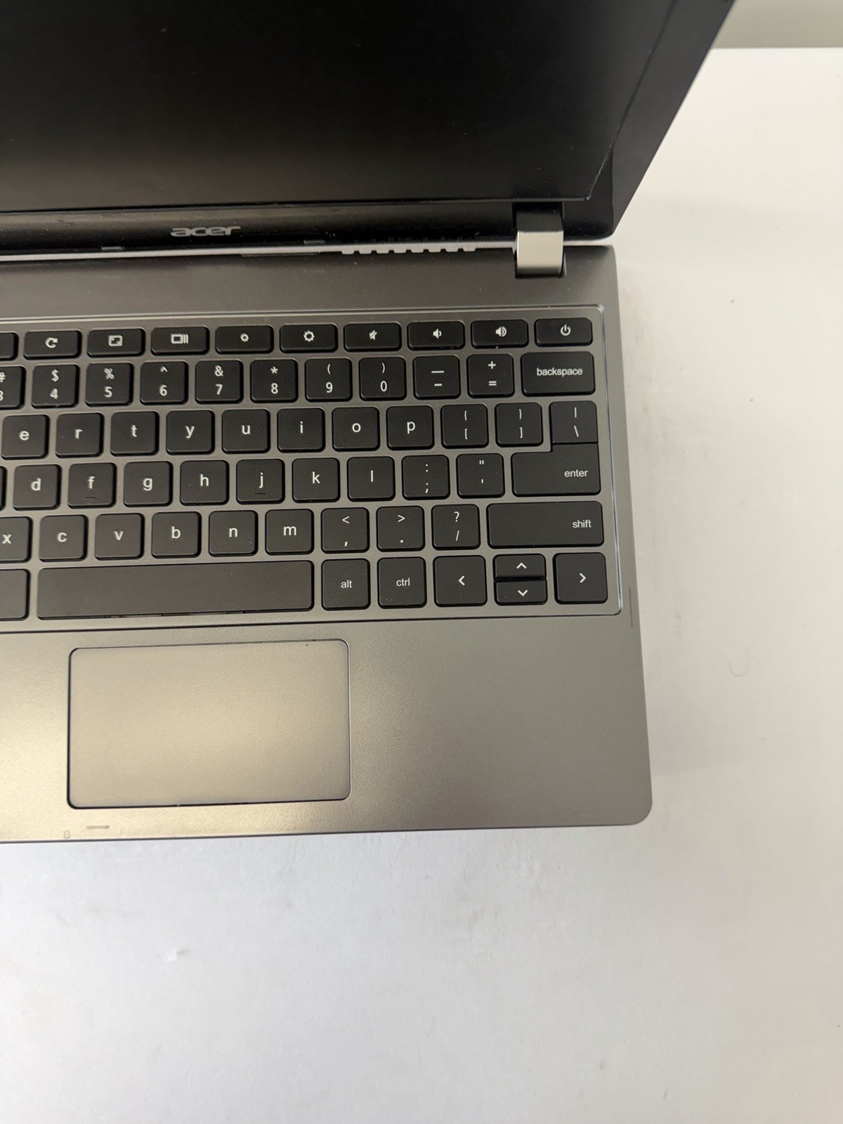 Acer Chromebook C740-C3P1 Laptop – Good Screen – Intel Celeron 3205U – Read Des
