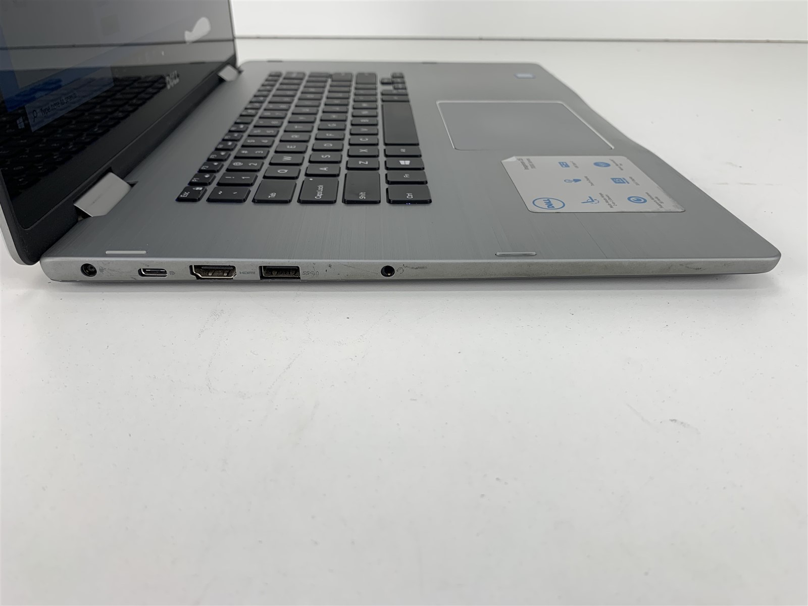 Dell Inspiron 7579 Core i7-7500U 2.70GHz 16GB RAM 500GB SSD 15.6″ – Touchscreen