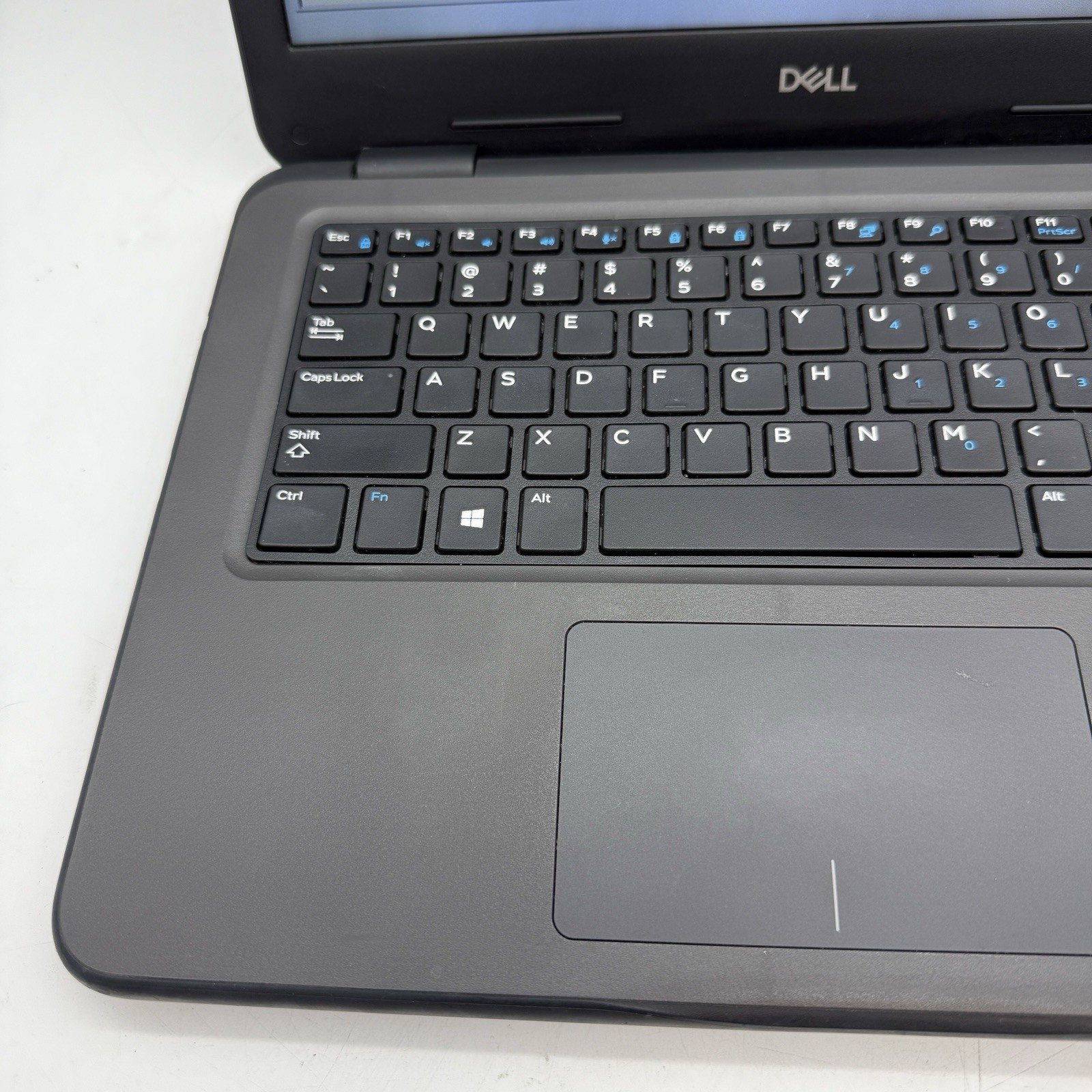Dell Latitude 3300 13.3″ Laptop i3-7020U @ 2.30GHz 4GB RAM – NO SSD -READ!- L66