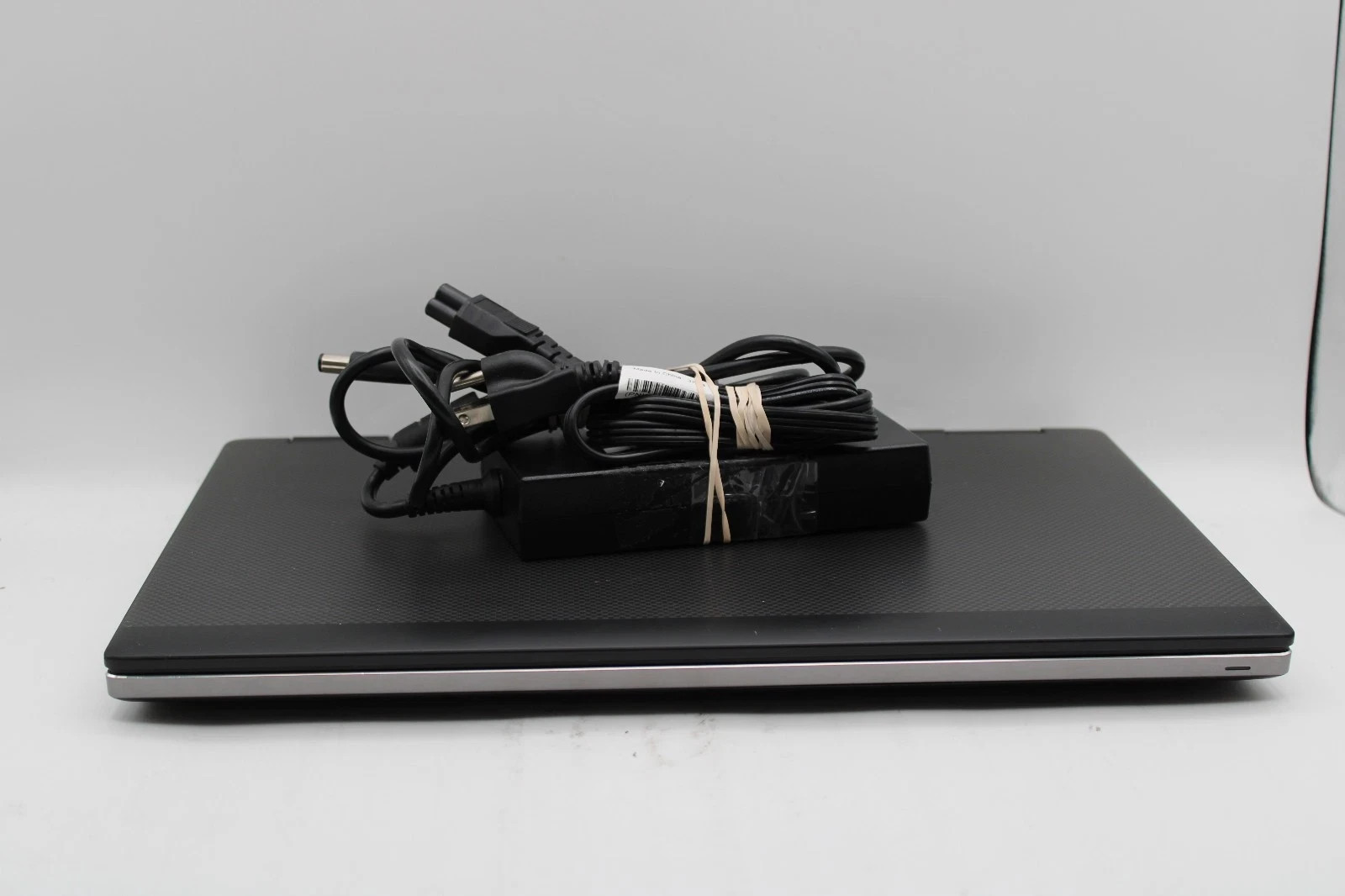 Dell Precision 7530 i7-8850H 32GB 512GB NVMe Quadro P2000 Win 11 Office 365