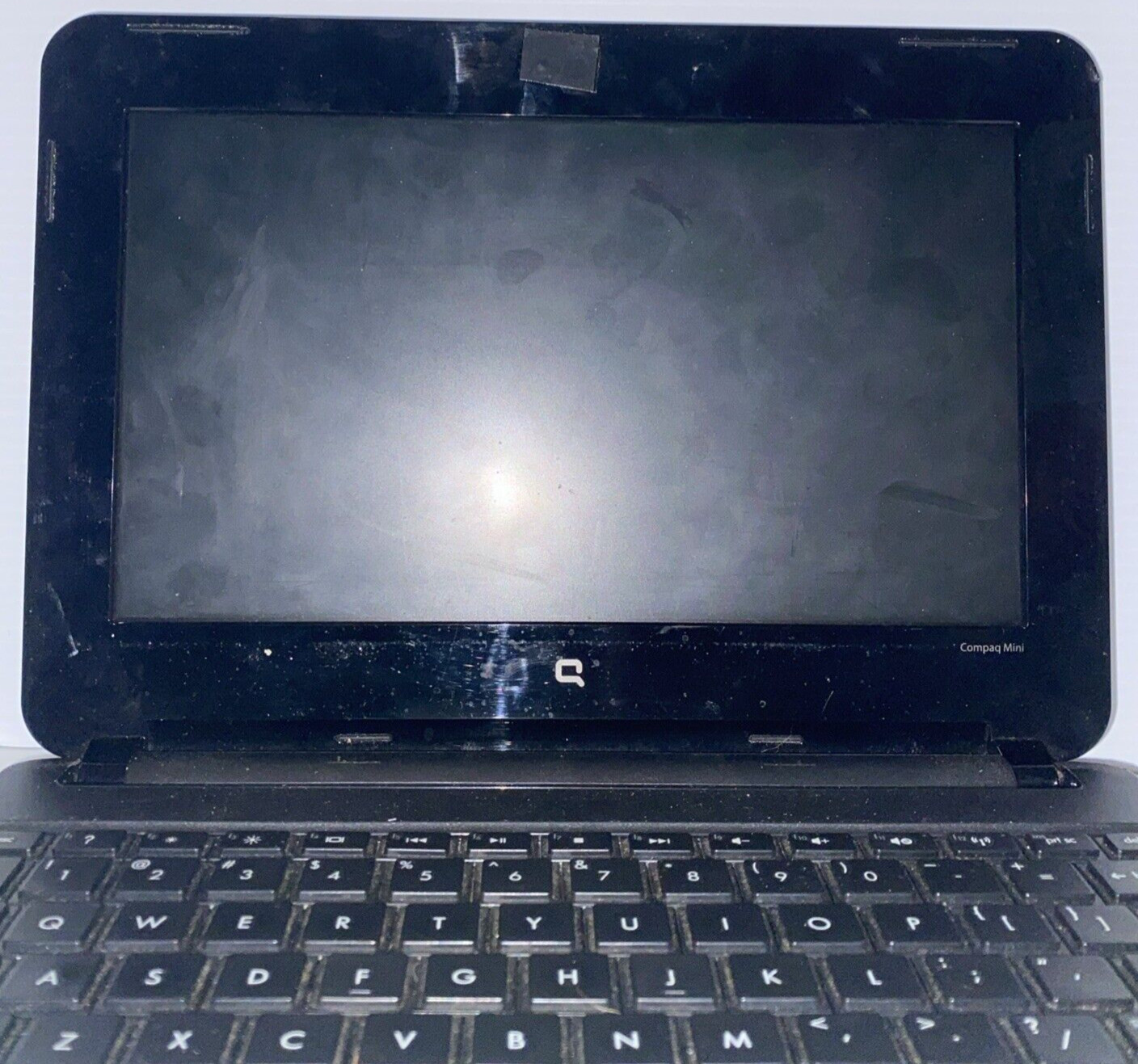 HP Compaq Mini CQ10-525DX 10.1” Intel Atom 1.66GHz Laptop *PARTS ONLY*