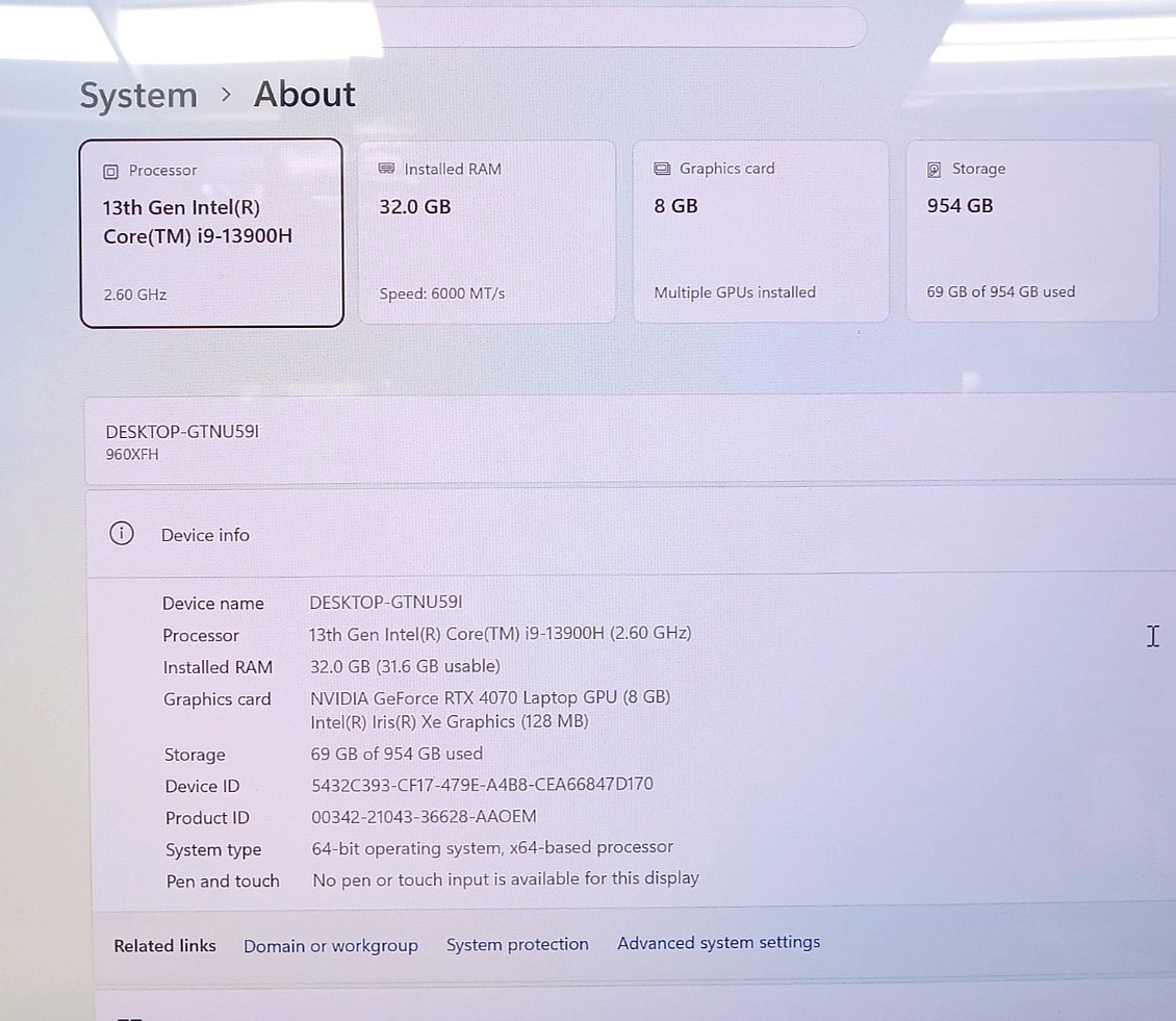 Samsung Galaxy Book3 Ultra 16” (1TB SSD, i9-13900H, 32GB RAM, RTX 4070) – FF!