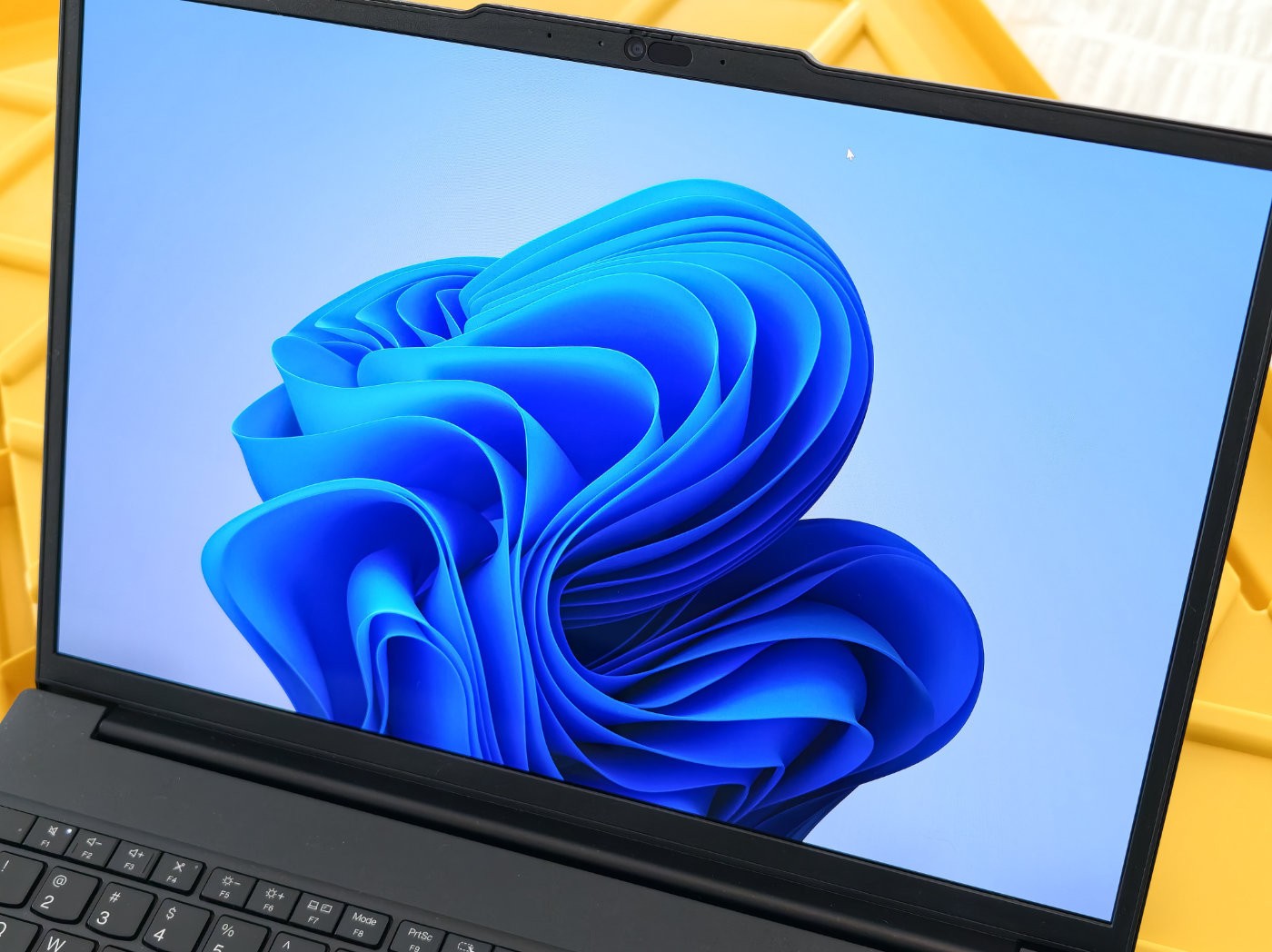 Lenovo ThinkPad P16s Gen 4 16″ Intel Ultra 7 RTX 500 64GB 2TB W11P-21QV003HUS