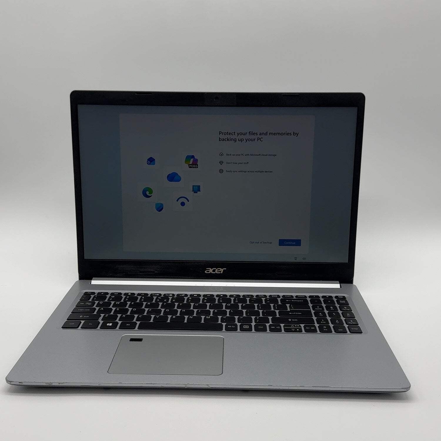 Acer Aspire 5 A515-46 15.6″ Ryzen 3 3350U 2.9GHz 4GB RAM 128GB SSD