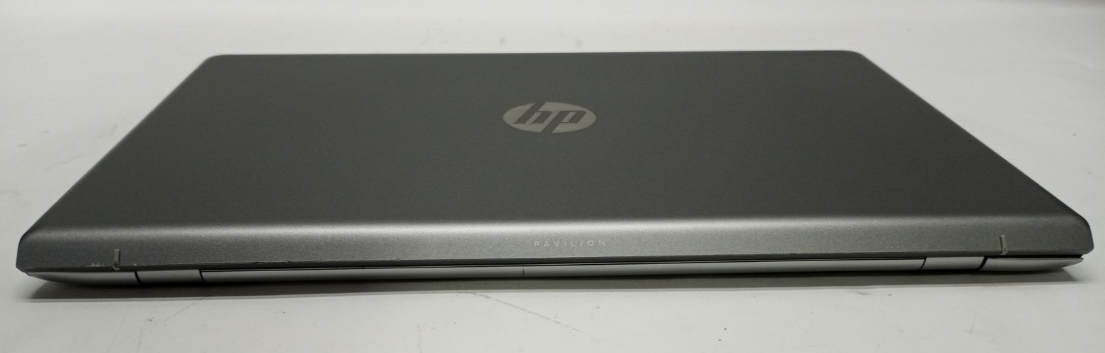 HP Pavilion 17-ar0xx 17.3″ AMD A10-9620P@2.80GHz 8GB RAM No HDD No OS +MC653*!