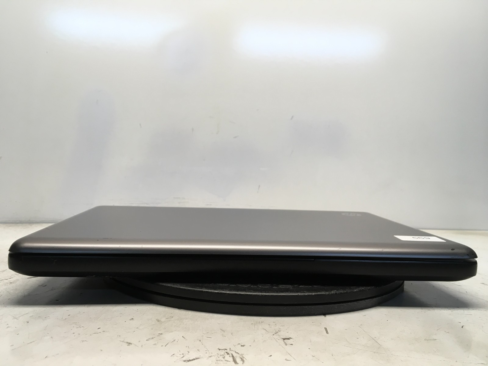 HP 2000-299WM Intel Celeron Dual-Core T3500 2100MHz 3 GB NO HDD