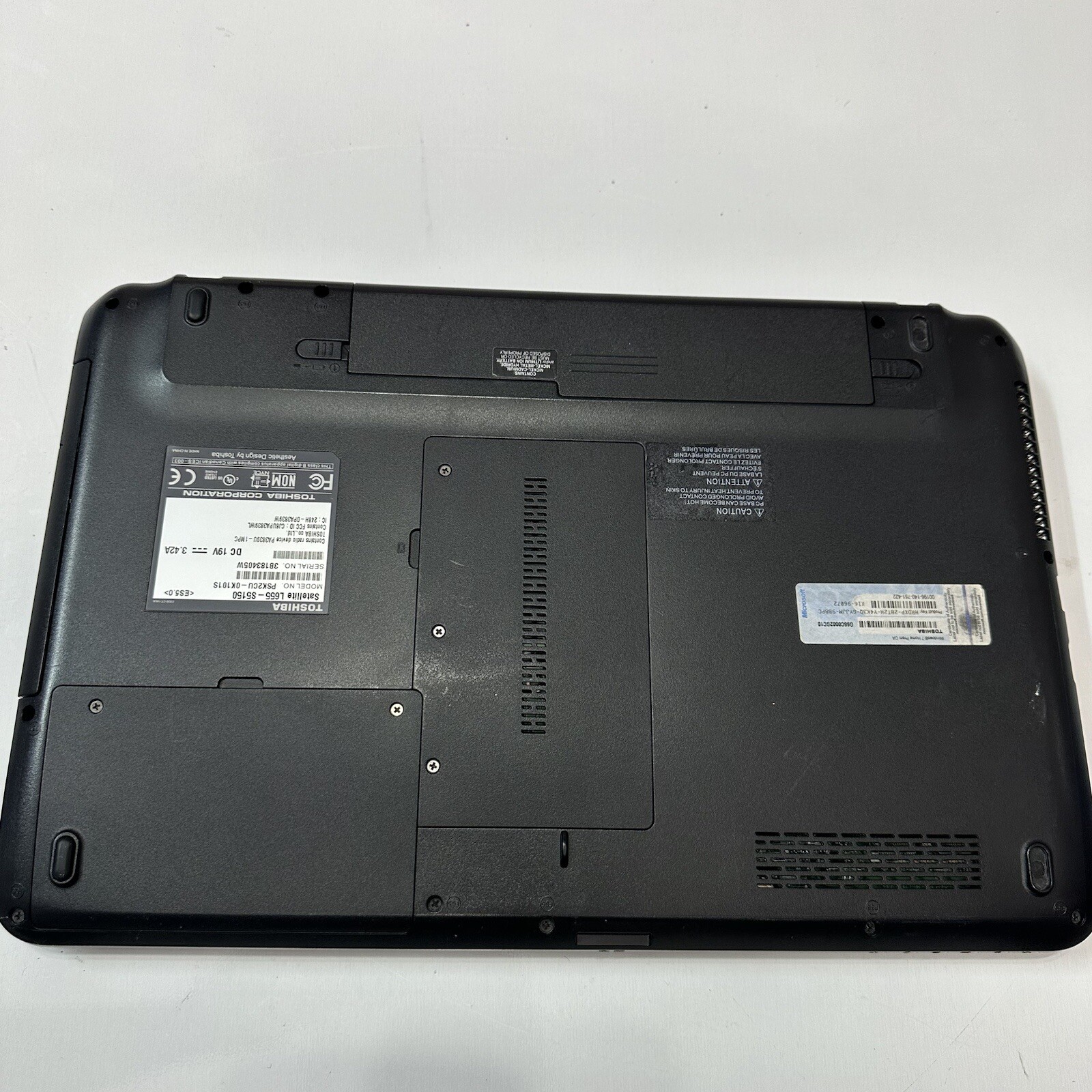 TOSHIBA Satellite L655 Model PSK2CU Laptop PARTS ONLY