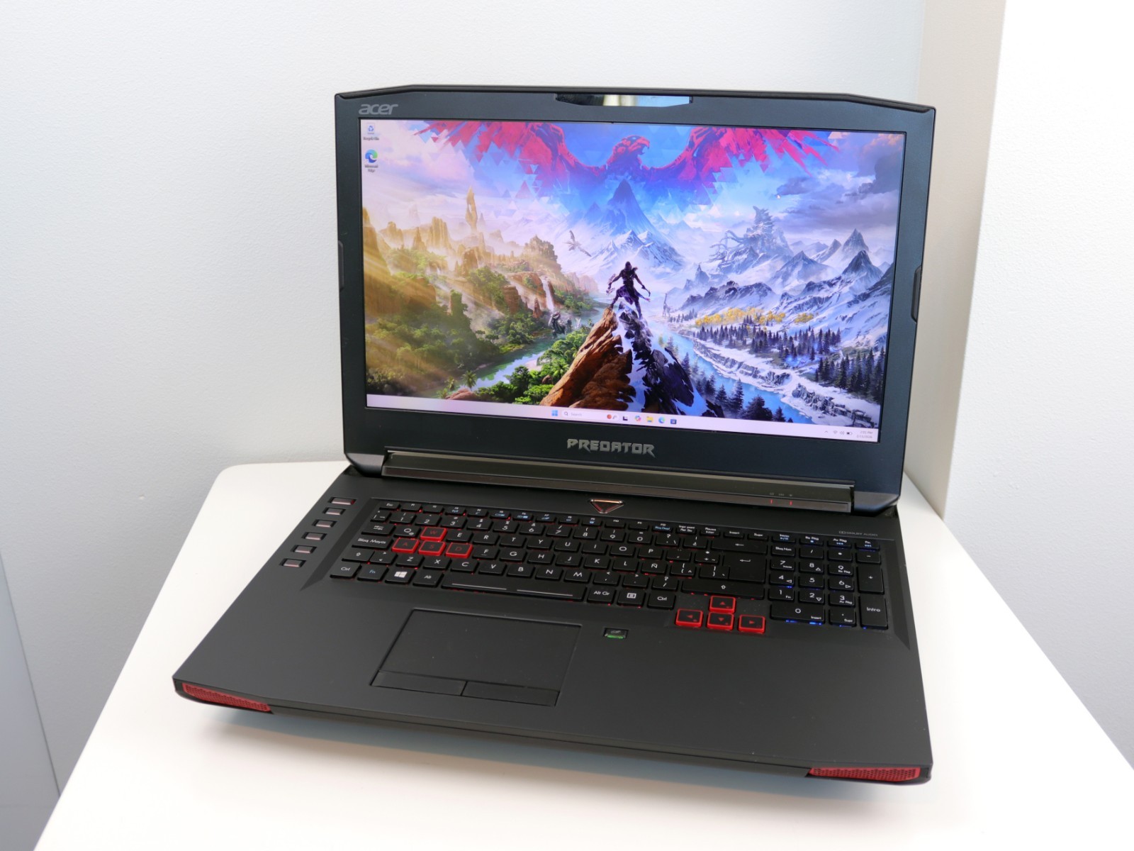 Acer Predator 17.3 G9-793 i7-7700HQ NVIDIA GTX 1070 16GB RAM 1TB SSD + 1TB HDD