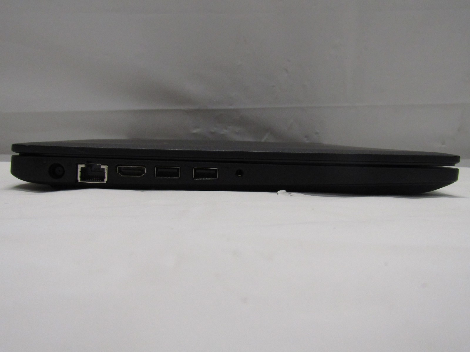 Dell Latitude 3480 2.50GHz Intel Core i5-7200U 4GB RAM 500GB HDD 14″ HD NO OS