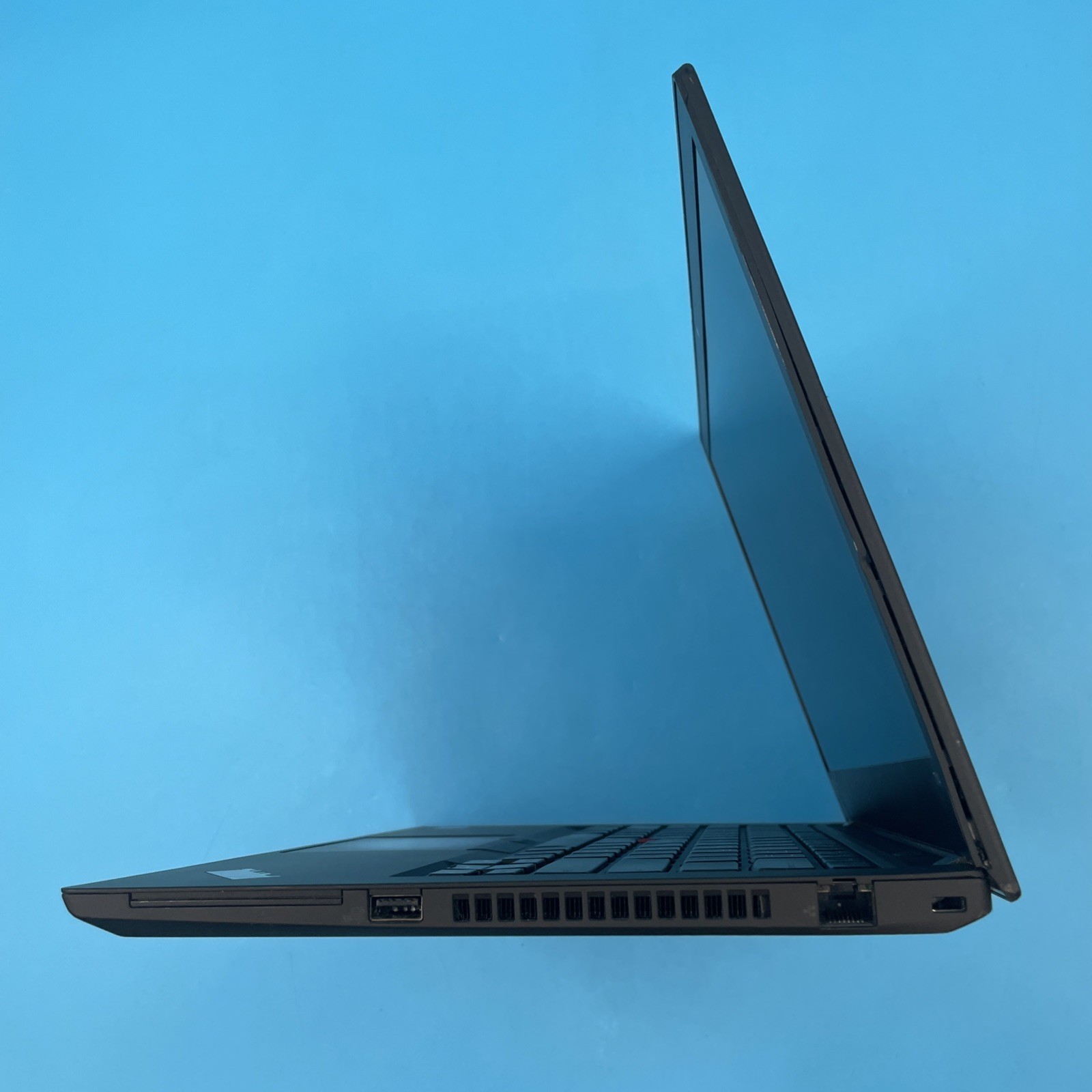 Lenovo ThinkPad T14 | Ryzen 5 Pro 4650U | 16GB RAM | 256GB SSD | W11 PRO | 72%