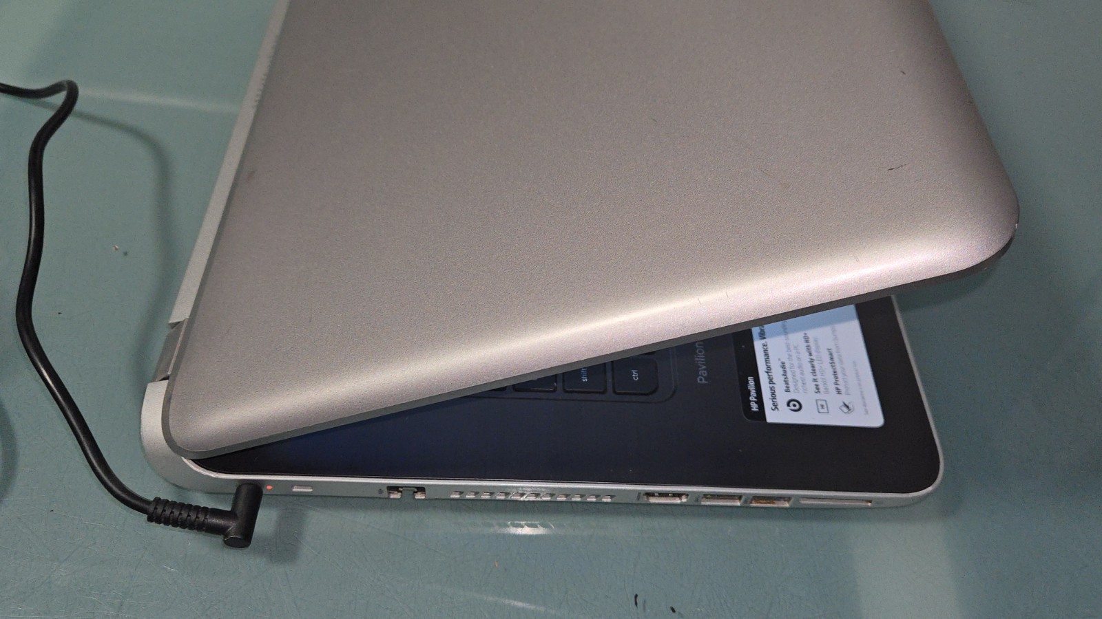 HP Pavilion 17-f001dx Notebook PC, 8gb Ram, 500gb Hdd! Read Listing!