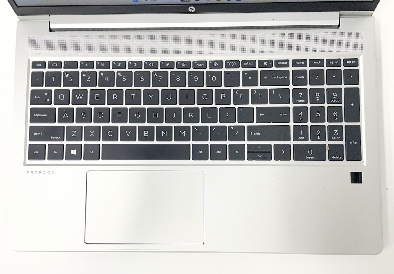 HP ProBook 450 G8 / i5-1135G7 @2.40GHz / 128GB NVMe / 16GB RAM / Win 11 PRO