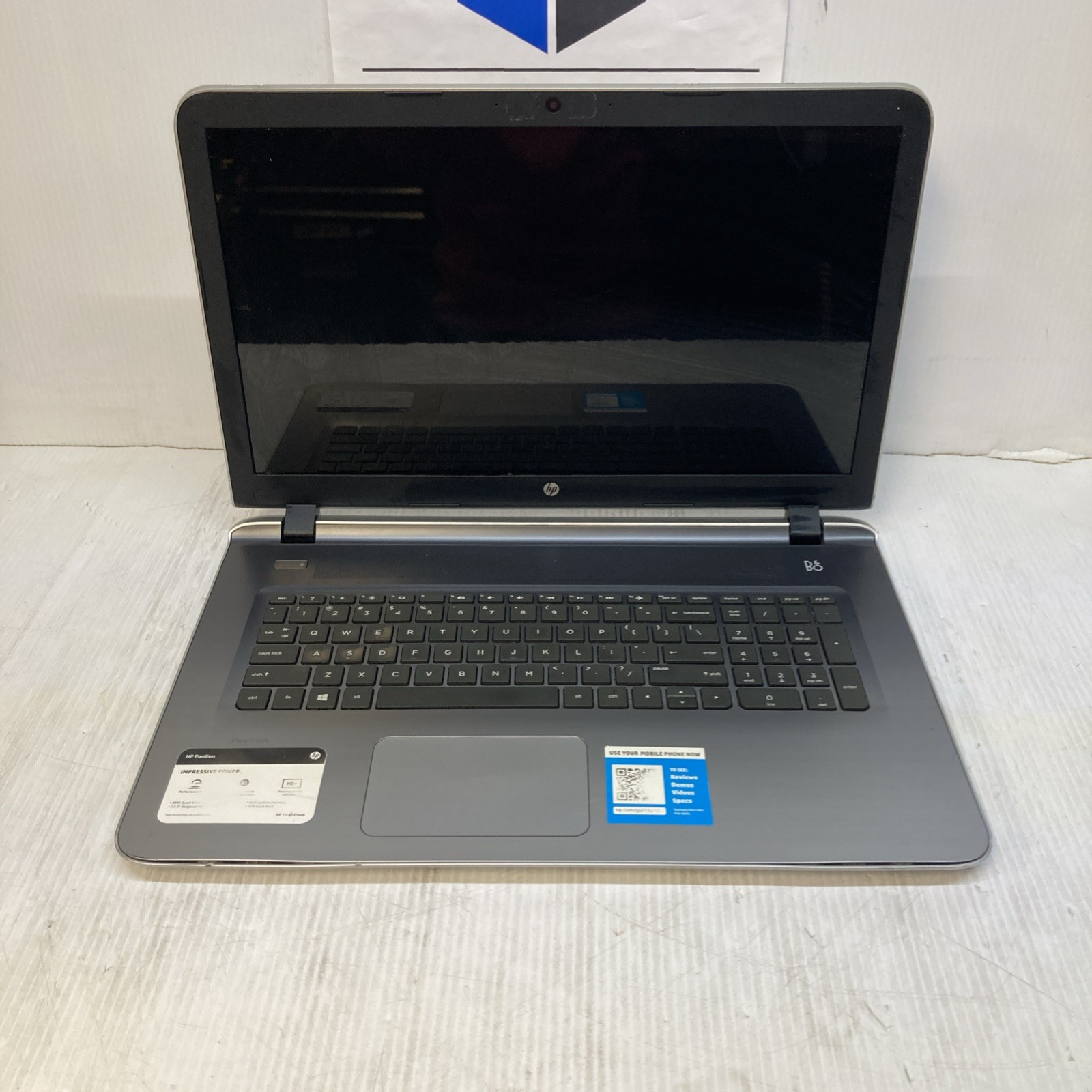 HP Pavilion 17-G121WM AMD A10-8700P 1.80GHz NO HDD/RAM Boot to BIOS