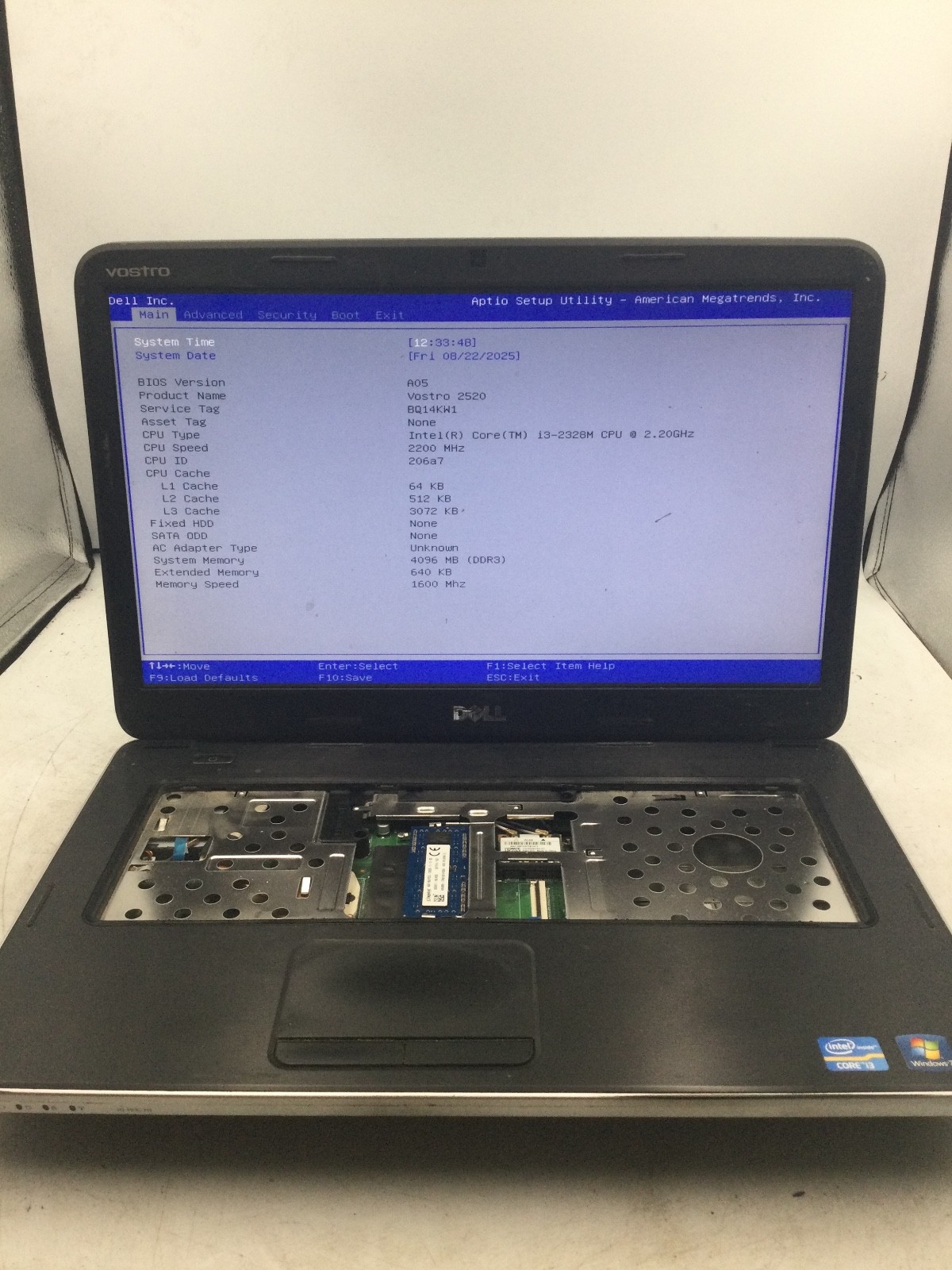 DELL VOSTRO 2520 – BOOTS TO BIOS – INTEL I3 2326M – NO RAM – READ DESC – BB