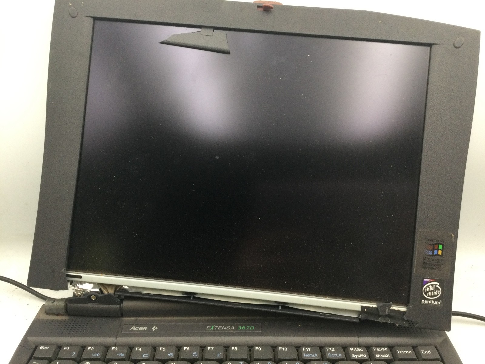 ACER EXTENSA 367D – FOR PARTS – INTEL PENTIUM 200MHZ – 16MB RAM – READ DESC – BB