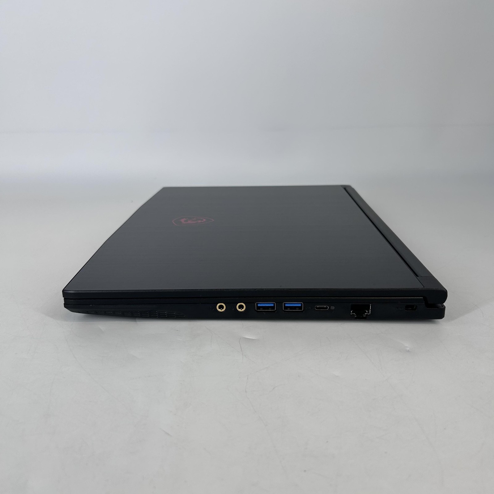 MSI Thin GF63 15.6 FHD 2.0 GHz i5-12450H 16GB 512GB SSD RTX 2050 Very Good