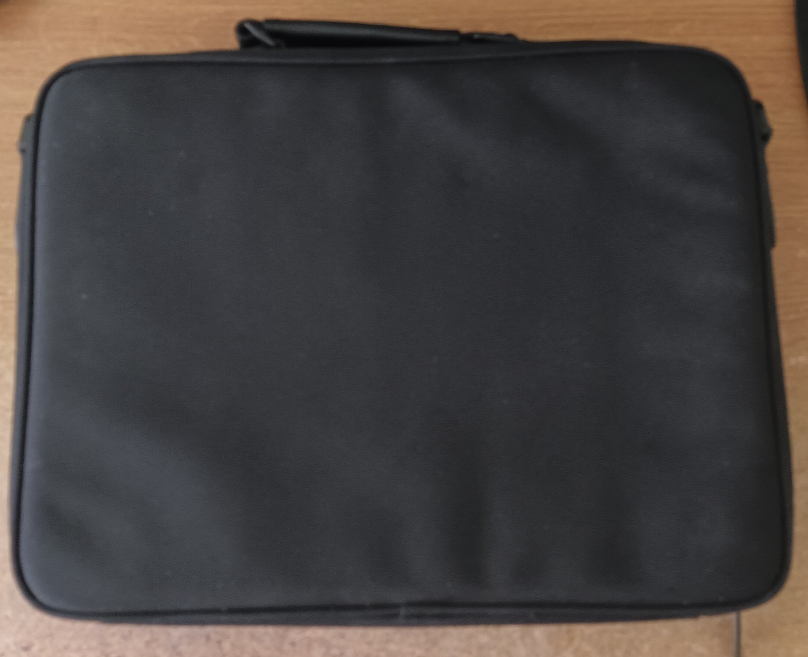 Dell Latitude 1300 Laptop Notebook 14.1″ 768MB 40GB 1280×800 Windows XP Charger