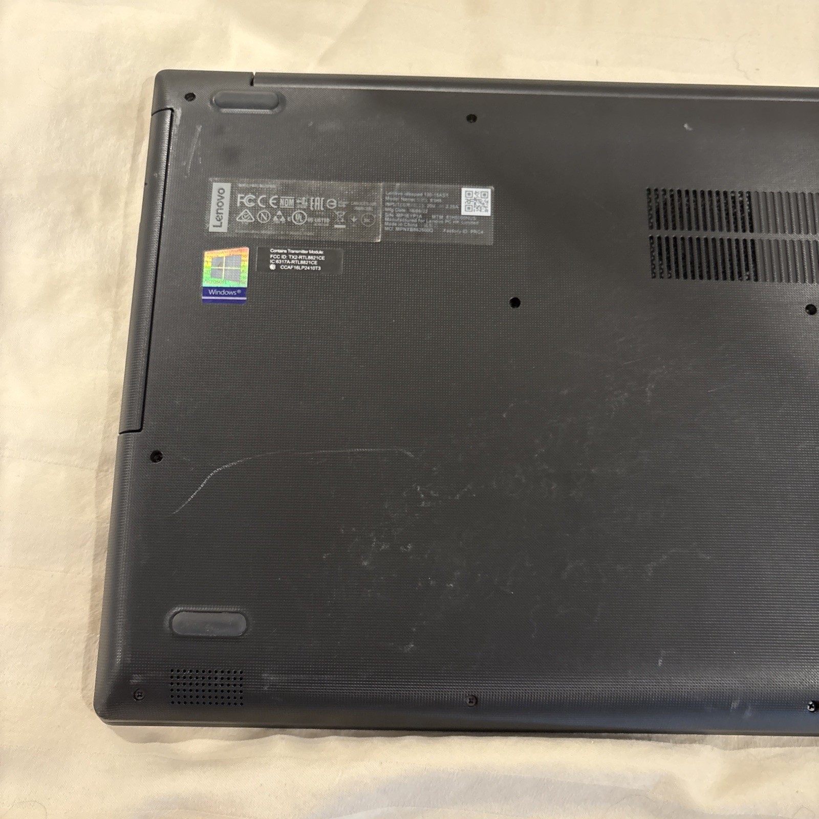 Lenovo IdeaPad 1 130-15AST 15.6″ A6 9225 2.6GHz 4GB RAM 500GB HDD