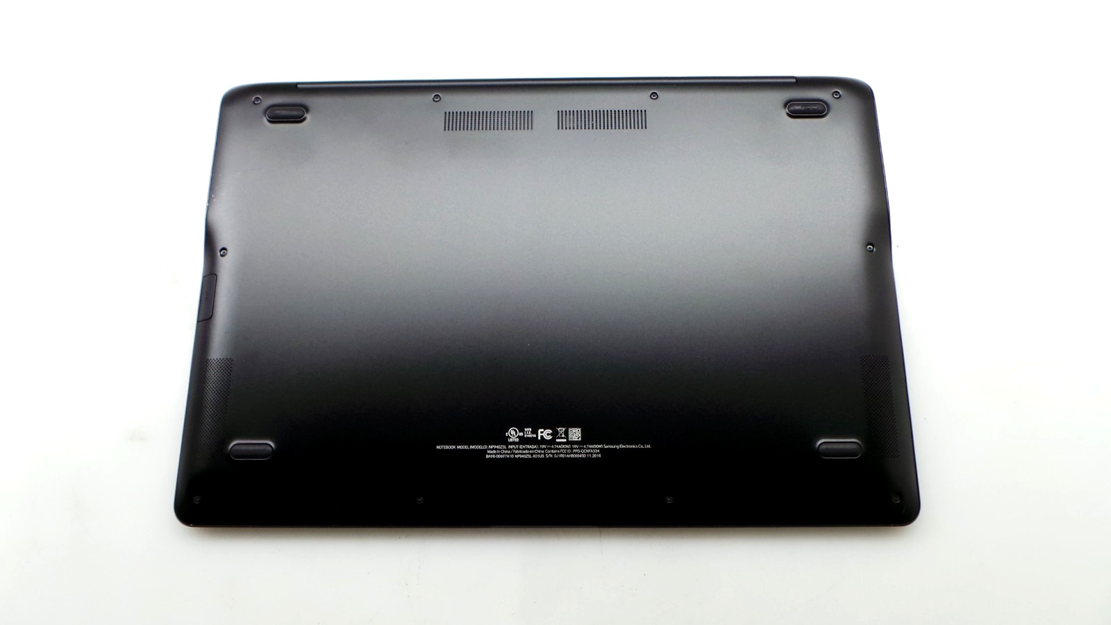 Samsung Notebook NP940Z5L | 15.6″ | i7-6700HQ | 8GB 256GB SSD | Touchscreen