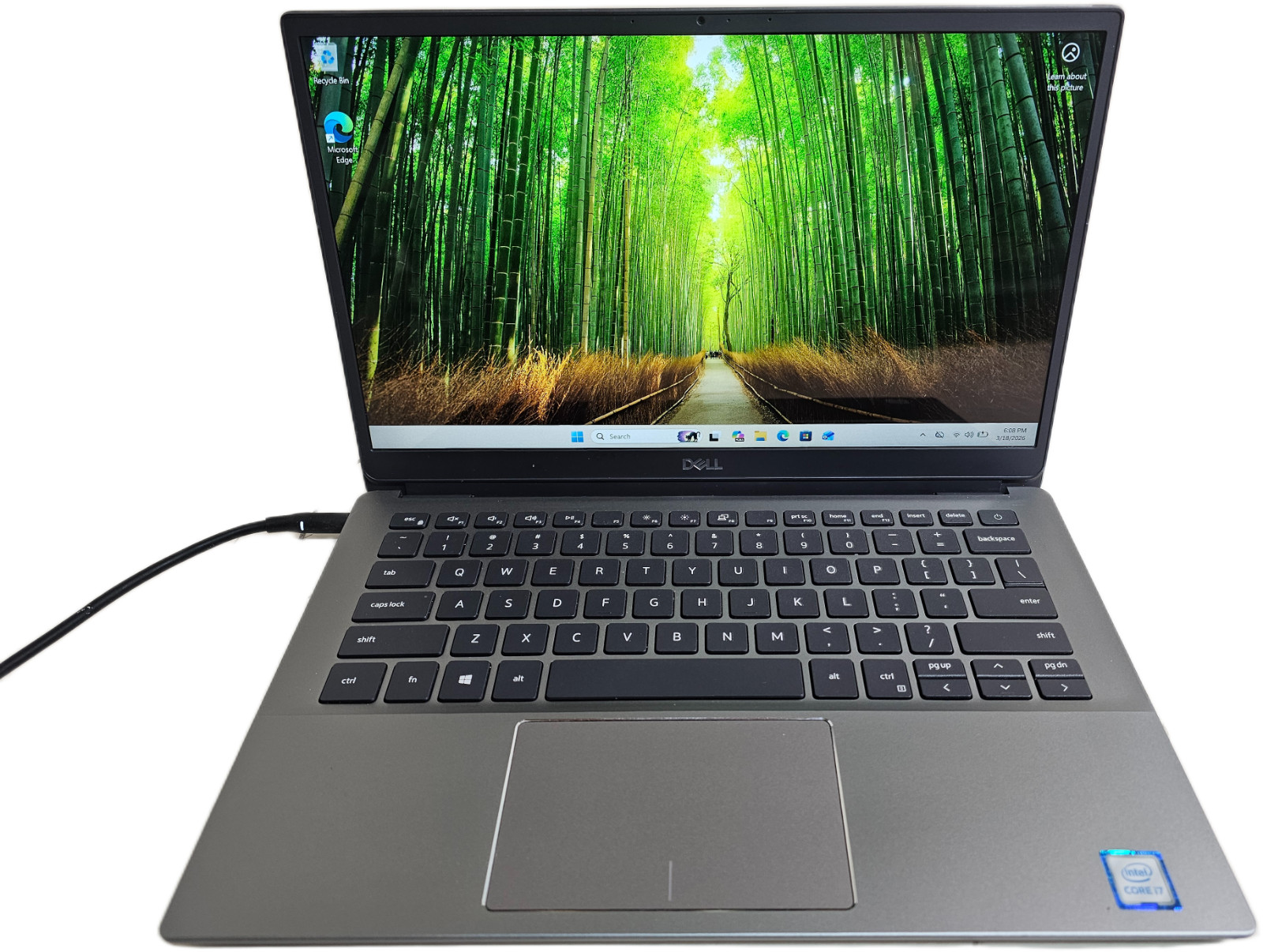 Dell Latitude 3301 Laptop – 1.8 GHz i7-8565U 8GB 256GB SSD Wi-Fi Webcam 13.3″ 3