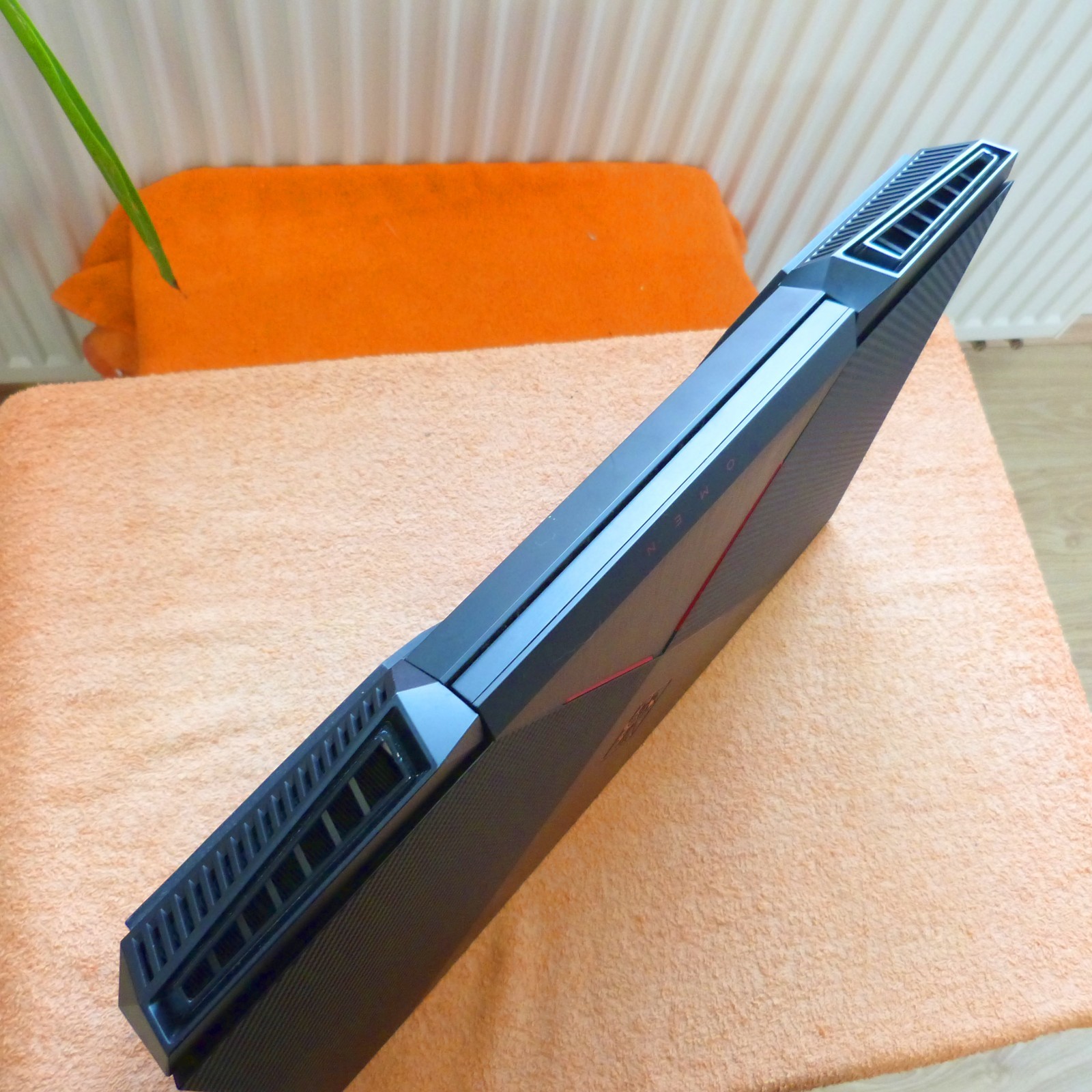 HP OMEN 17 AN i7 FULLHD 120Hz I Geforce GAMING GTX 8GB l Bang Olufsen Sound THX