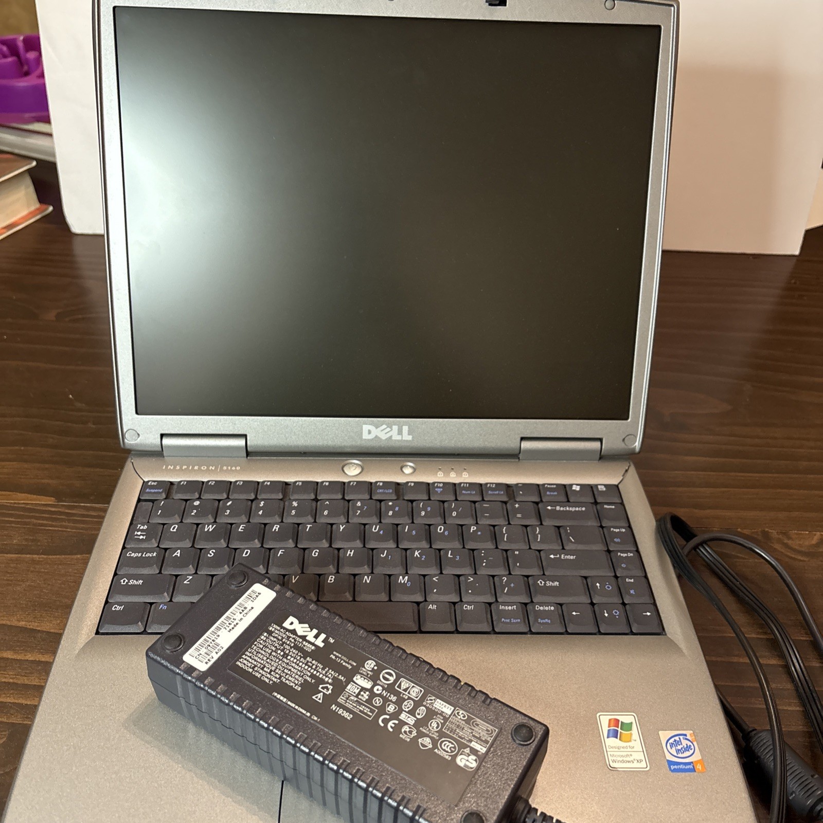 Dell Inspiron 5160 laptop Includes AC Adaptor – For Parts or repair – No start