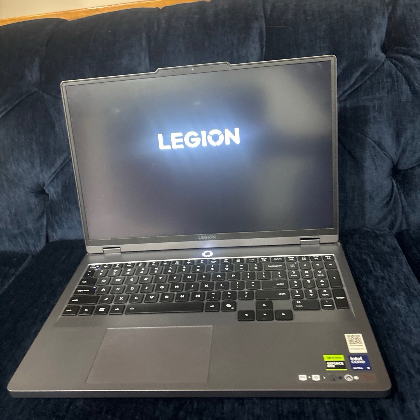 Lenovo LEGION 5i 16″ Gaming Laptop Ultra 9 275HX RTX 5060 32GB 1TB