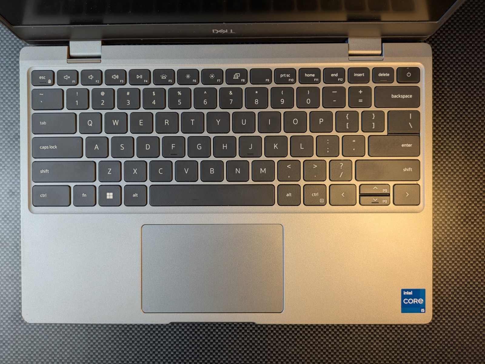 Dell Latitude 3330 Core i5-1145G7 2.60 GHz 16 GB 256 GB NVMe Windows 11 Pro