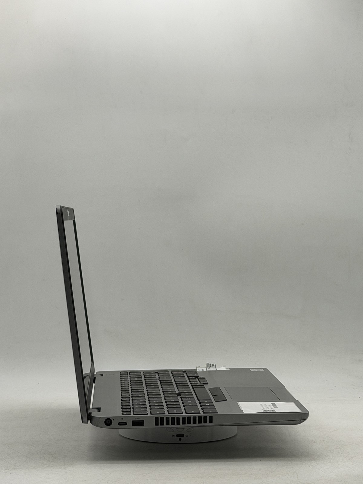 Dell Latitude (5510) 15.6″ i5-10210U 8GB 256GB NO OS Read