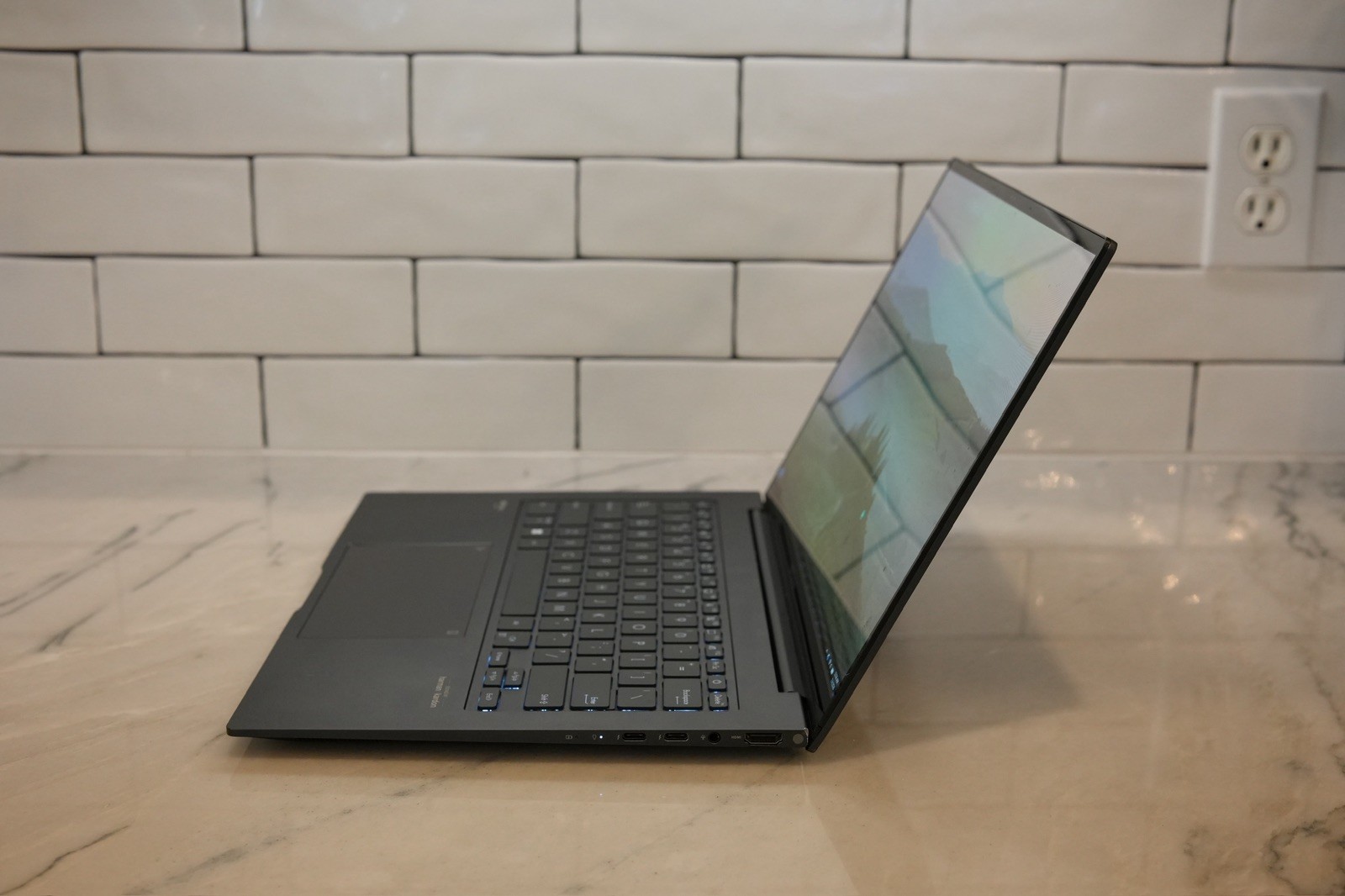 ASUS Zenbook 14.5″ (512GB SSD, Intel Core i7 13th Gen., 5.00 GHz, 16GB) Laptop