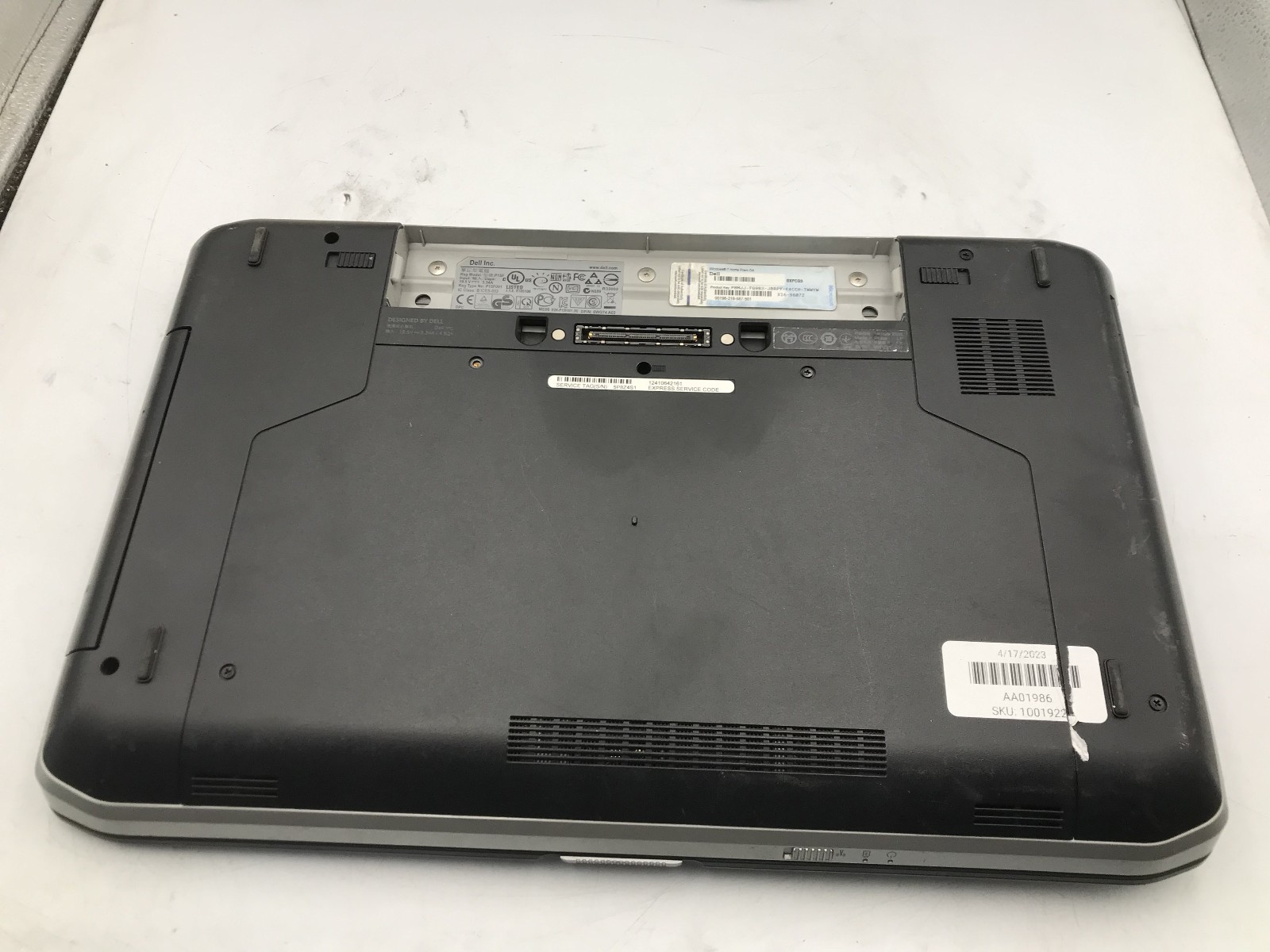 DELL LATITUDE E5520 – FOR PARTS – INTEL I3 2ND GEN – 4GB RAM – READ DESCRIP – BB