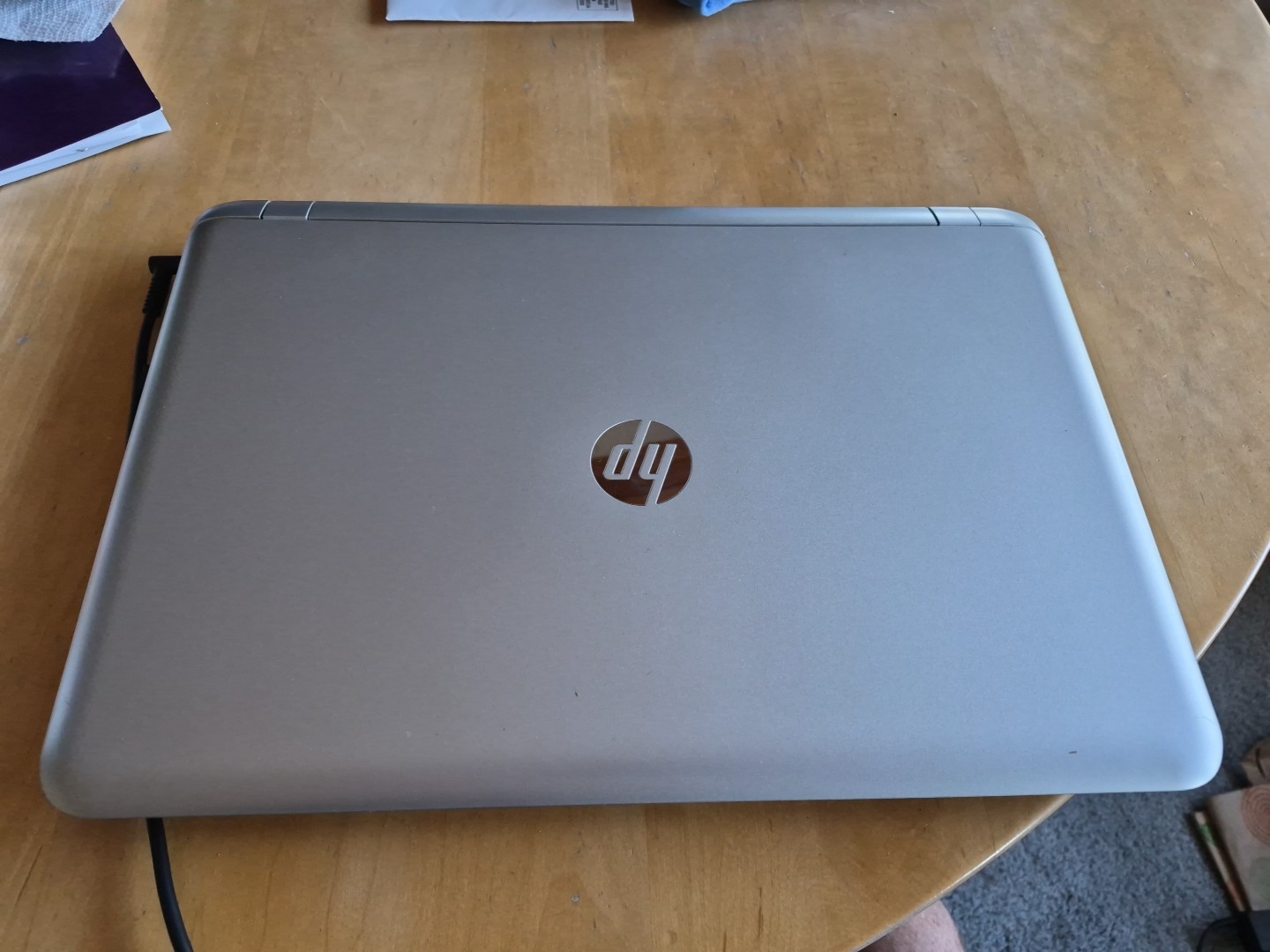 HP Pavilion 17-G121WM AMD A10-8700P 1.80GHz