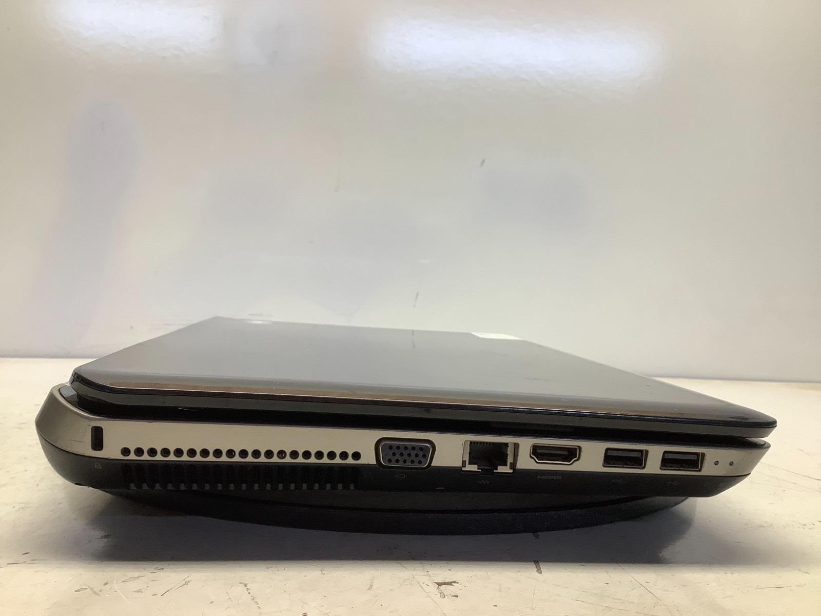 HP Pavilion DV4-4033NR Intel Pentium B940 2GHz 4 GB NO HDD