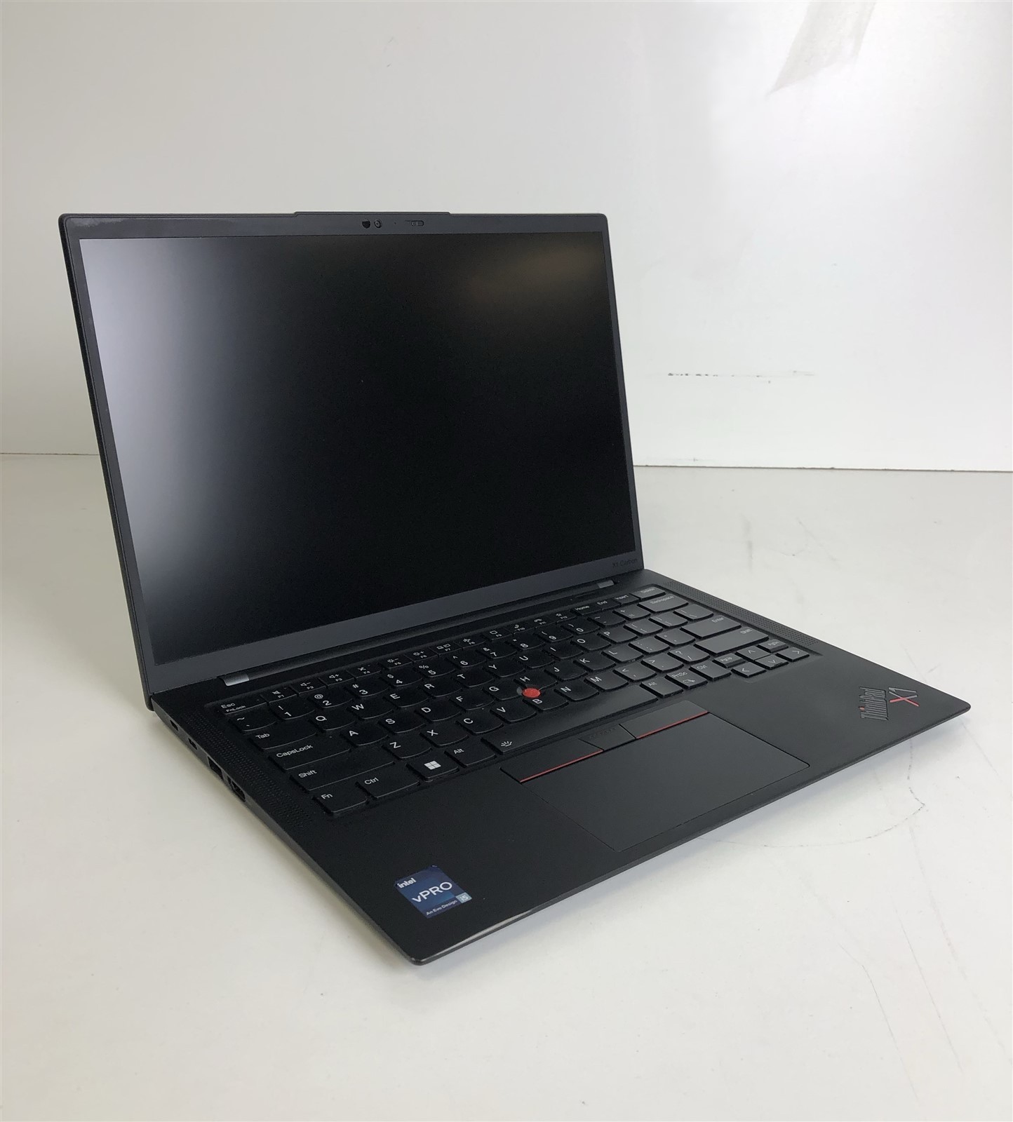 Lenovo ThinkPad X1 Carbon Gen 11: Intel Core i5-1345U 1.6GHz – 16GB – 512GB