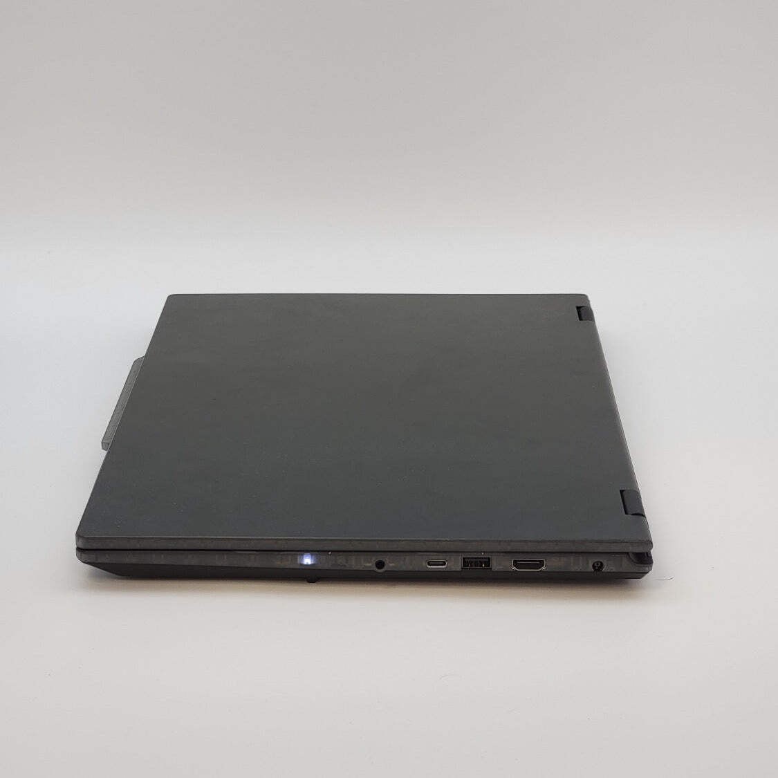 MSI Cyborg 17 MS-17U3 17.3″ Core i5 210h 3.5GHz 16GB RAM 1TB GeForce RTX 5060
